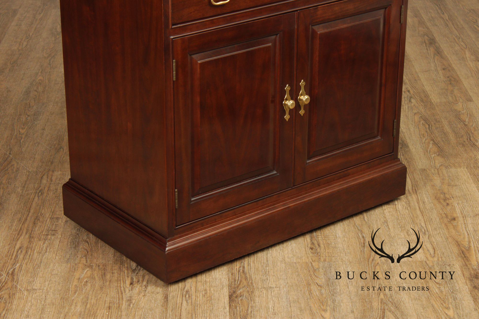Stickley Traditional Mahogany Flip-Top Server Cabinet