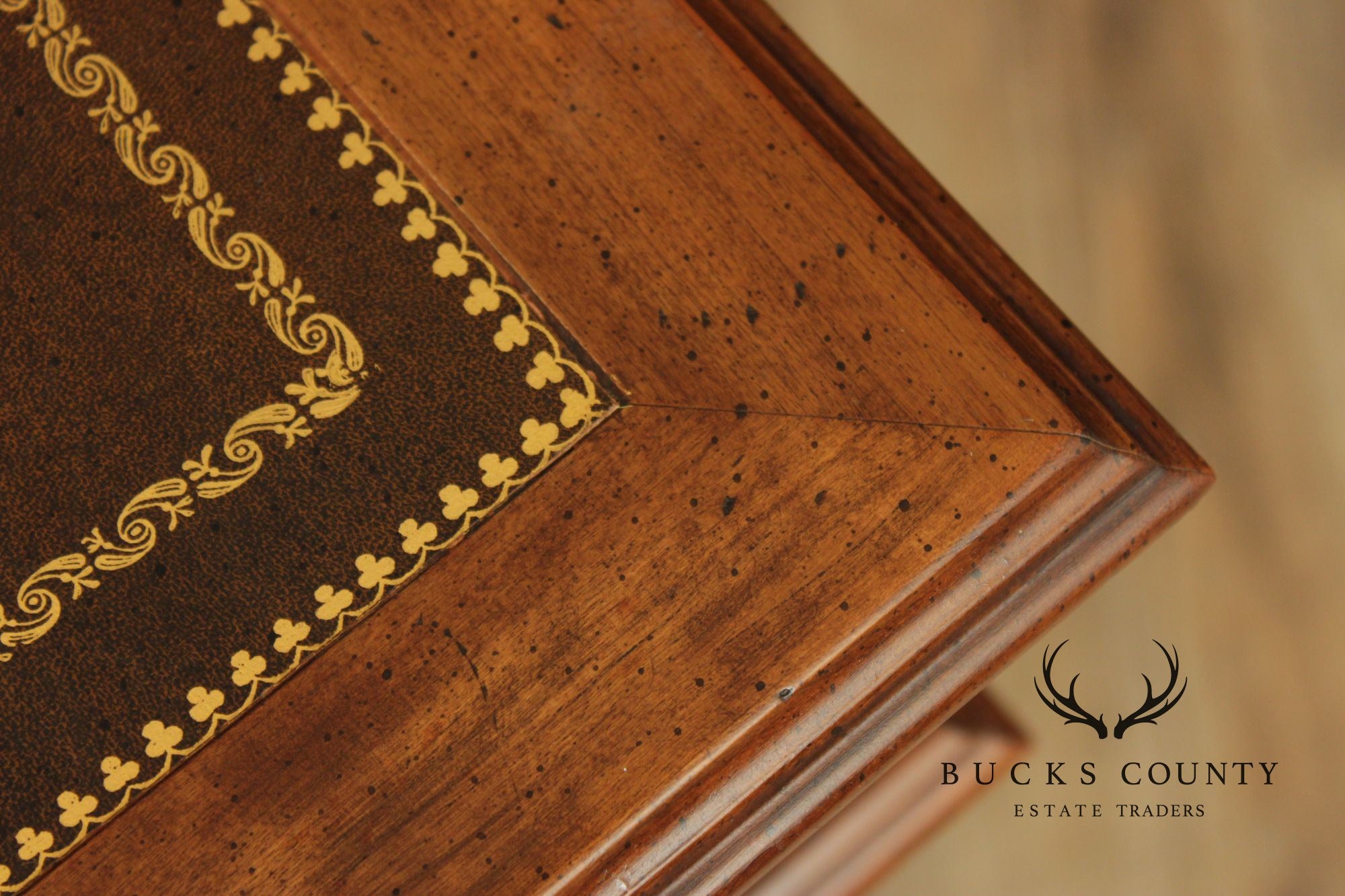 Sligh Vintage Regency Style Leather Top Writing Desk