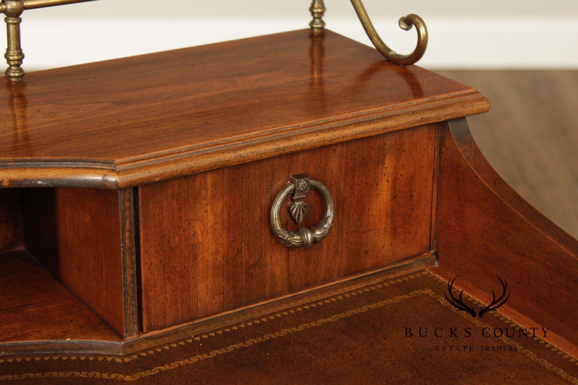 Sligh Vintage Regency Style Leather Top Writing Desk
