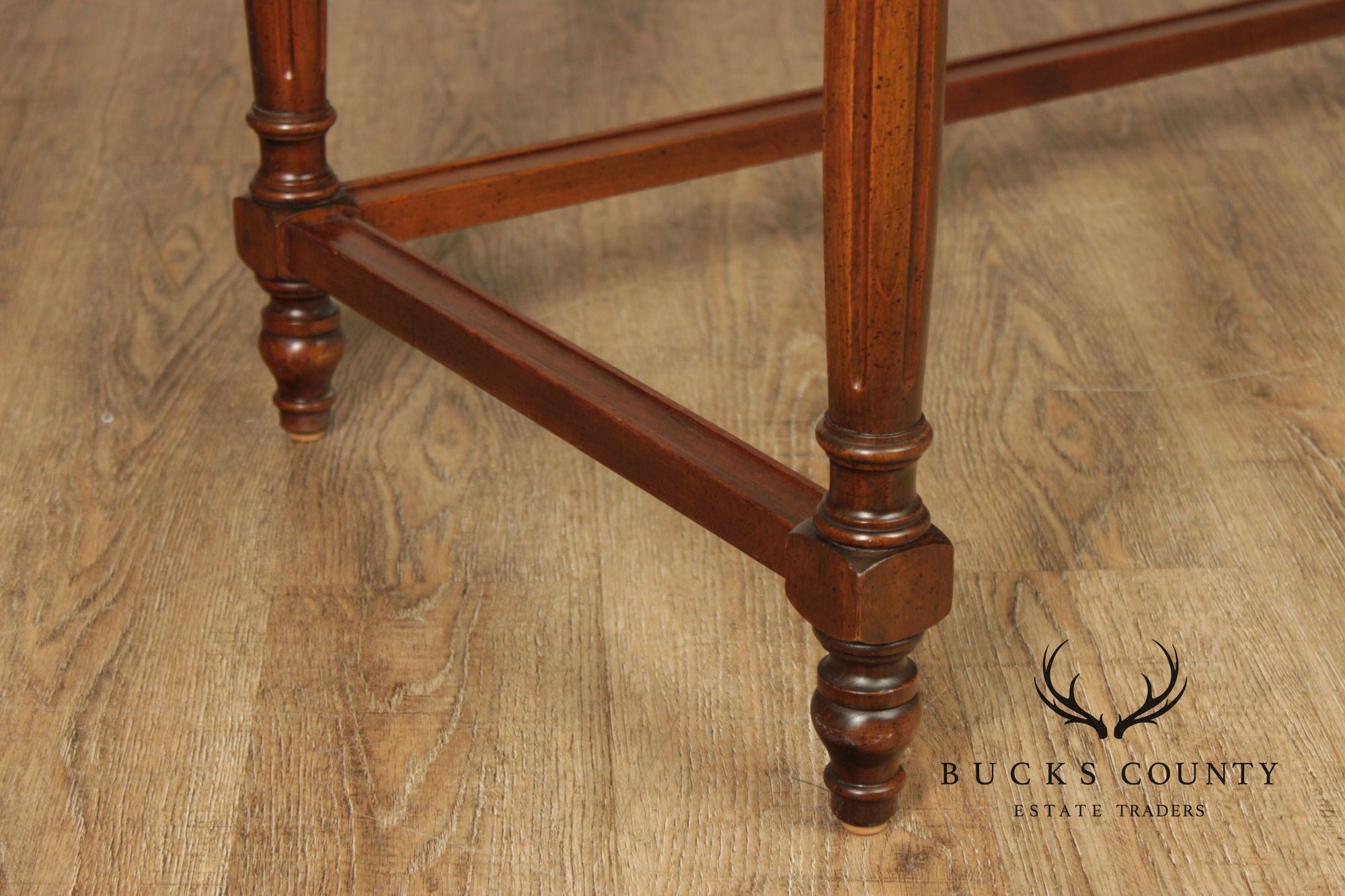 Sligh Vintage Regency Style Leather Top Writing Desk