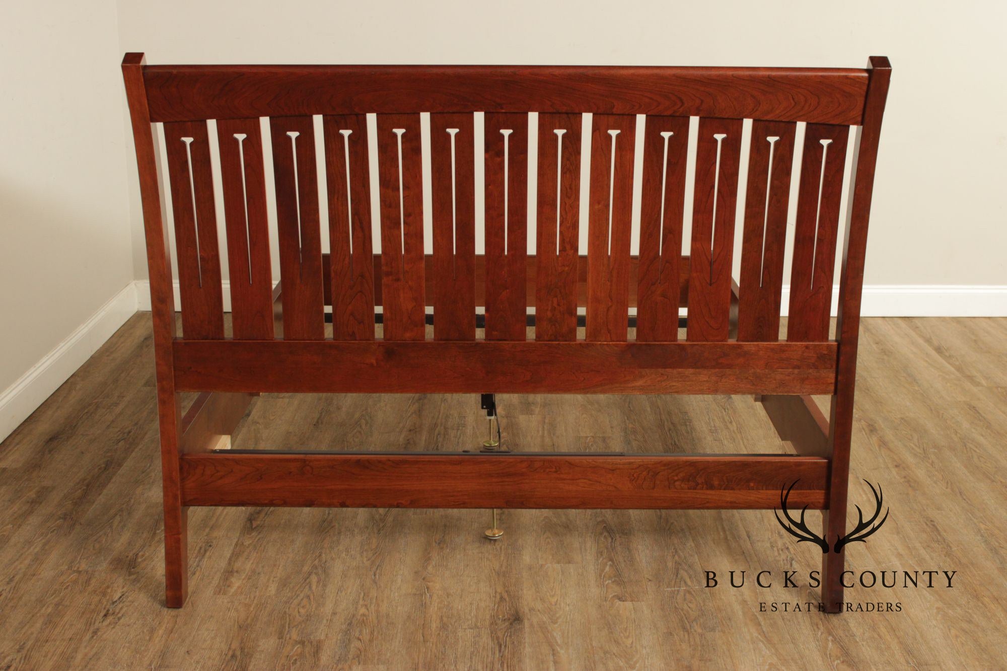 Stickley Cherry Queen Sleigh Bed With Slatted Headboard