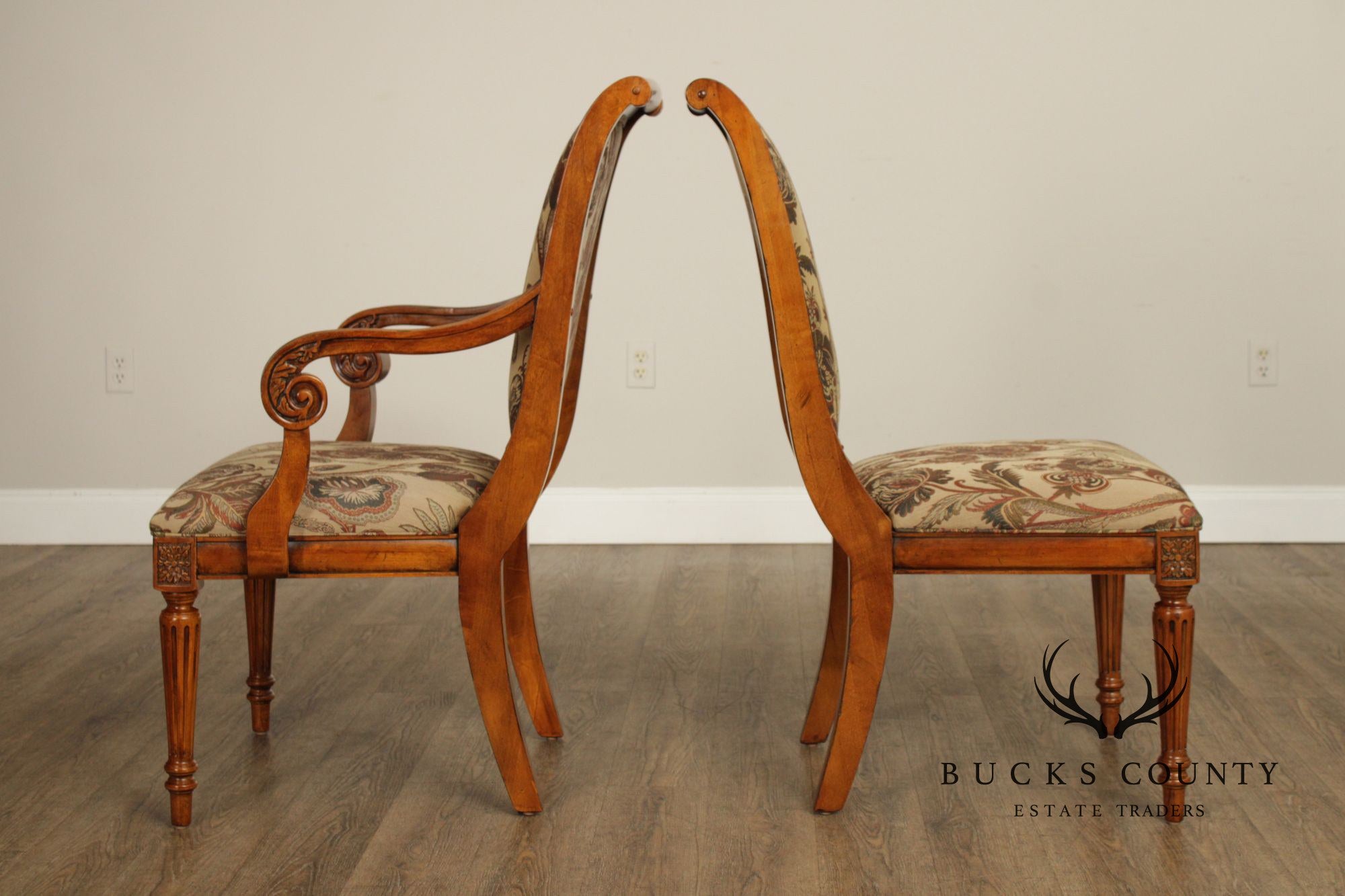 Ethan Allen 'Townhouse' Set of Eight Dining Chairs