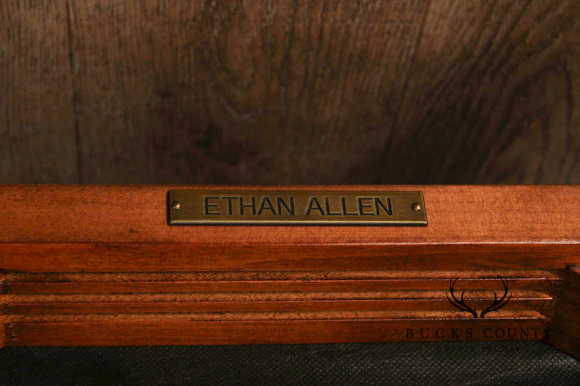 Ethan Allen 'Townhouse' Set of Eight Dining Chairs