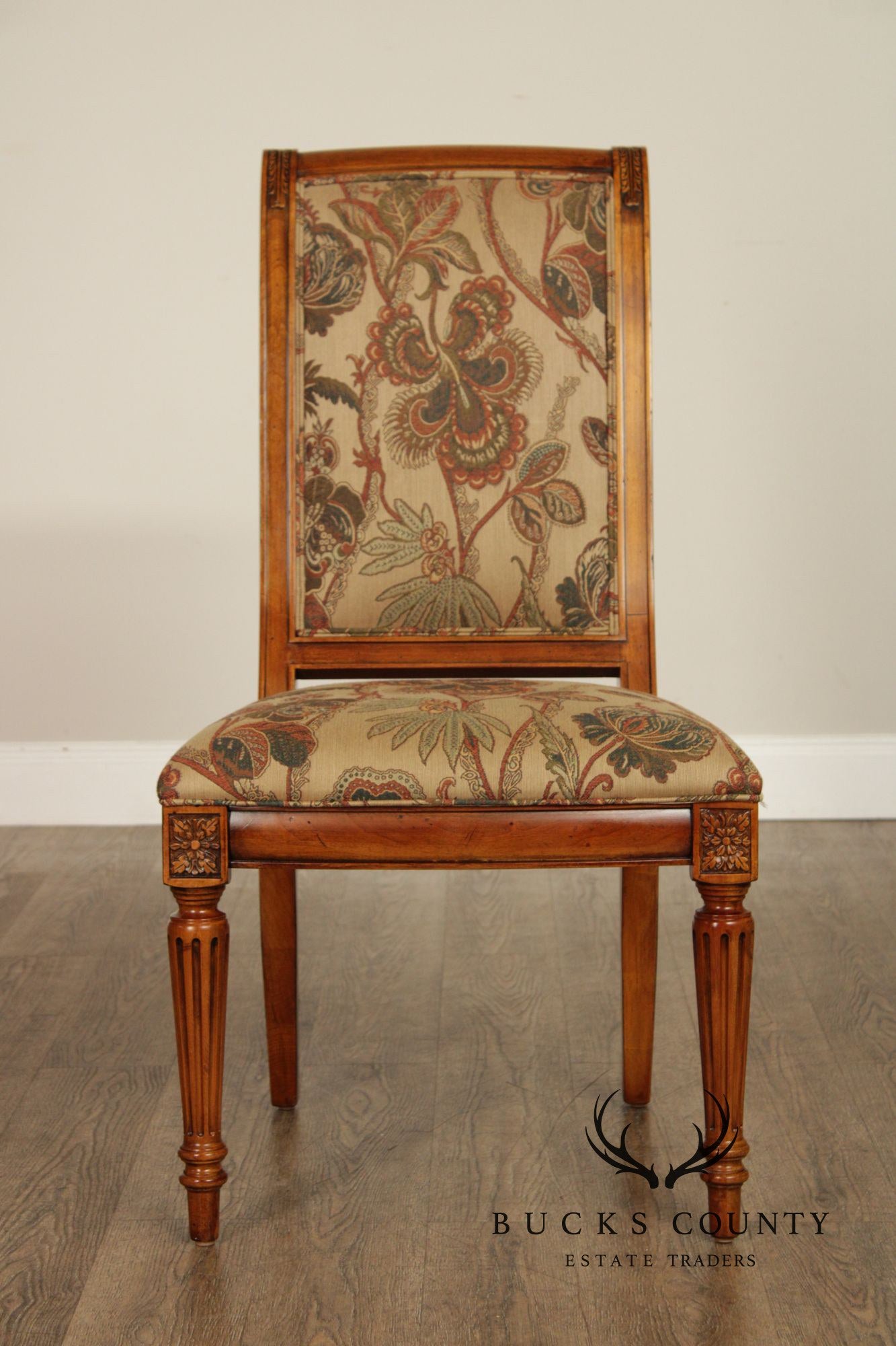 Ethan Allen 'Townhouse' Set of Eight Dining Chairs