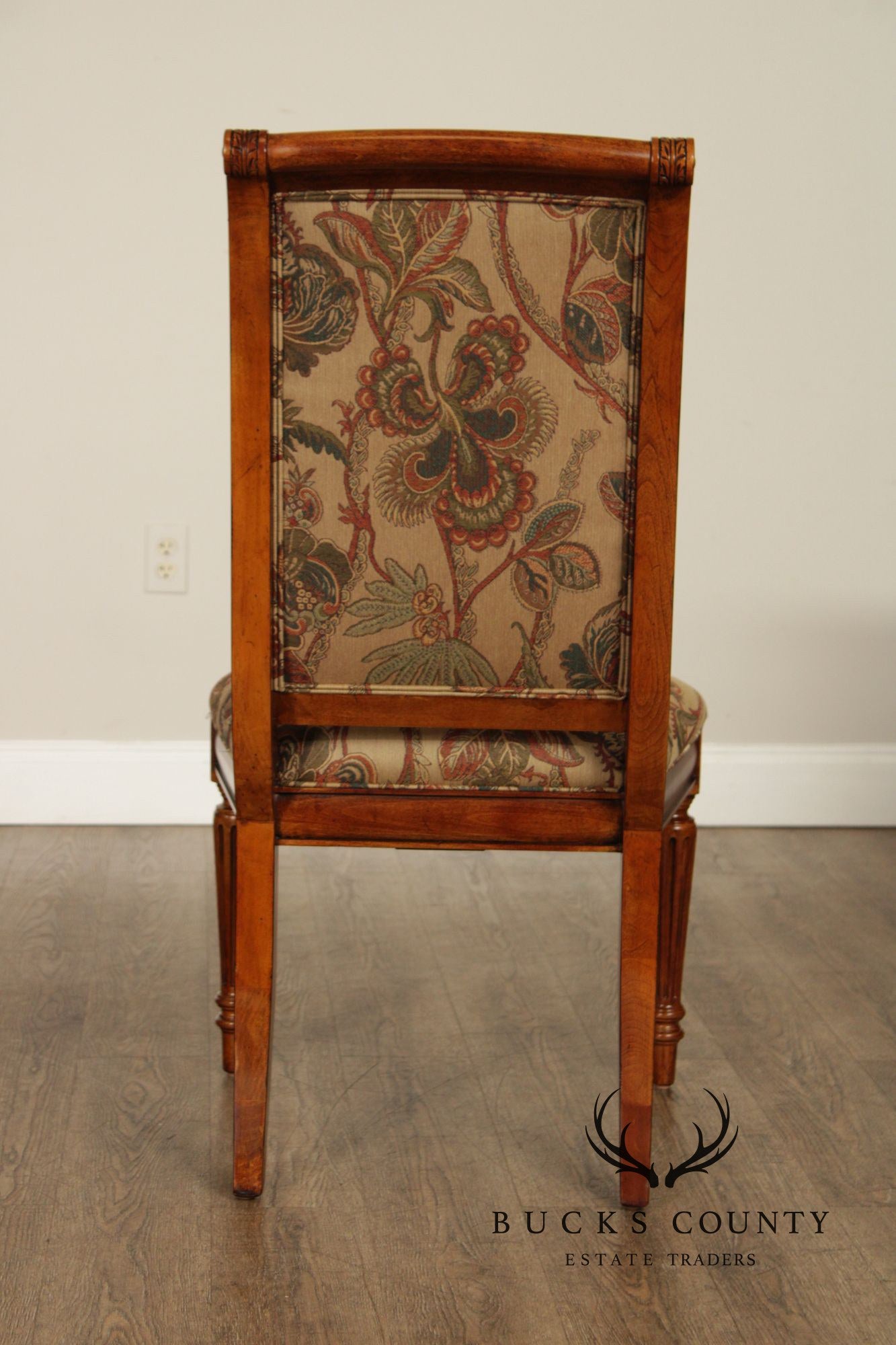 Ethan Allen 'Townhouse' Set of Eight Dining Chairs