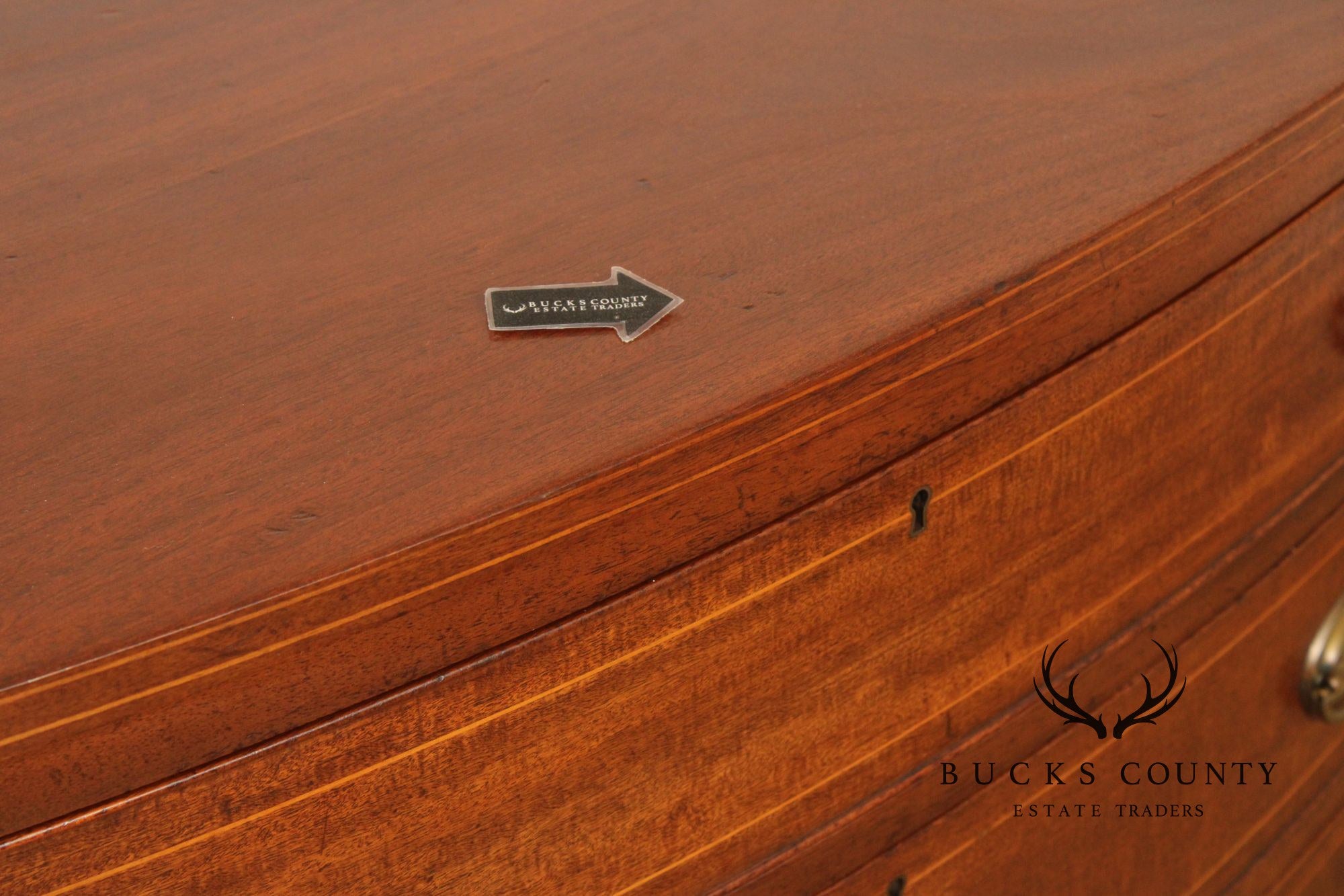 Biggs Hepplewhite Style Mahogany Chest of Drawers