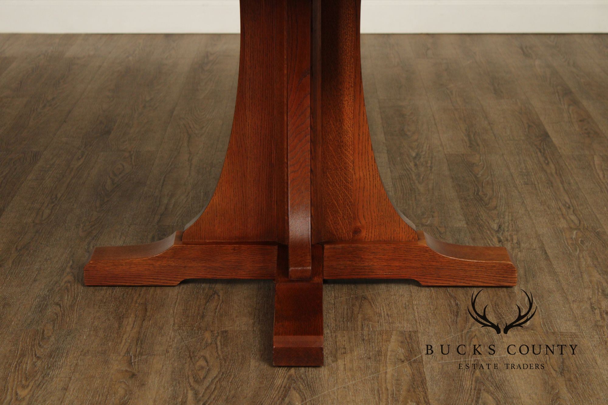 Stickley Mission Style Round Oak Pedestal Dining Table