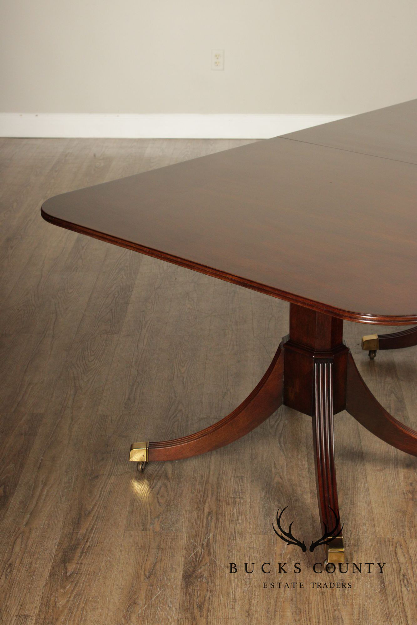 Kindel Federal Style Mahogany Double Pedestal Dining Table