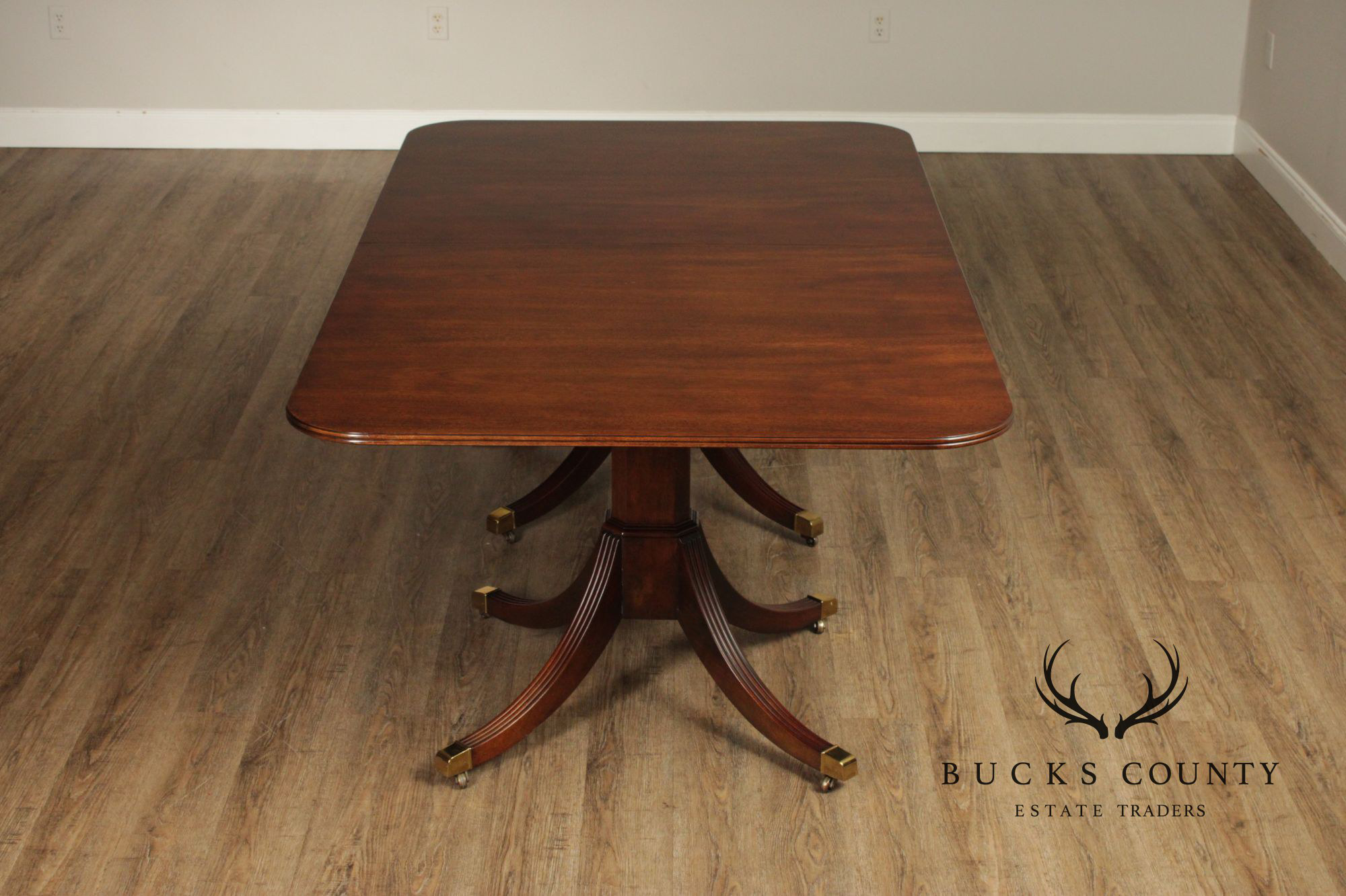 Kindel Federal Style Mahogany Double Pedestal Dining Table