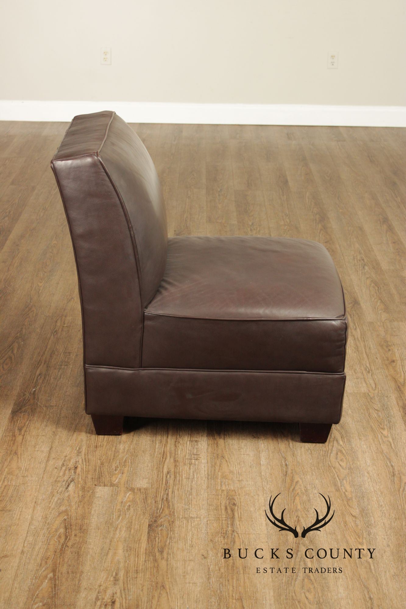 Contemporary Pair Of Brown Leather Upholstered Slipper Lounge Chairs