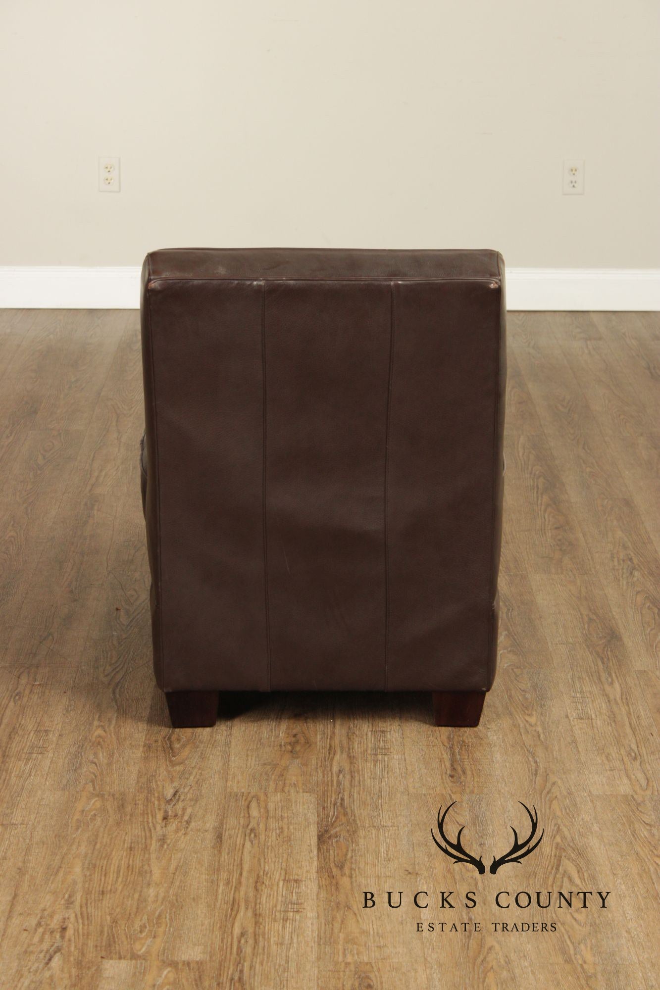 Contemporary Pair Of Brown Leather Upholstered Slipper Lounge Chairs