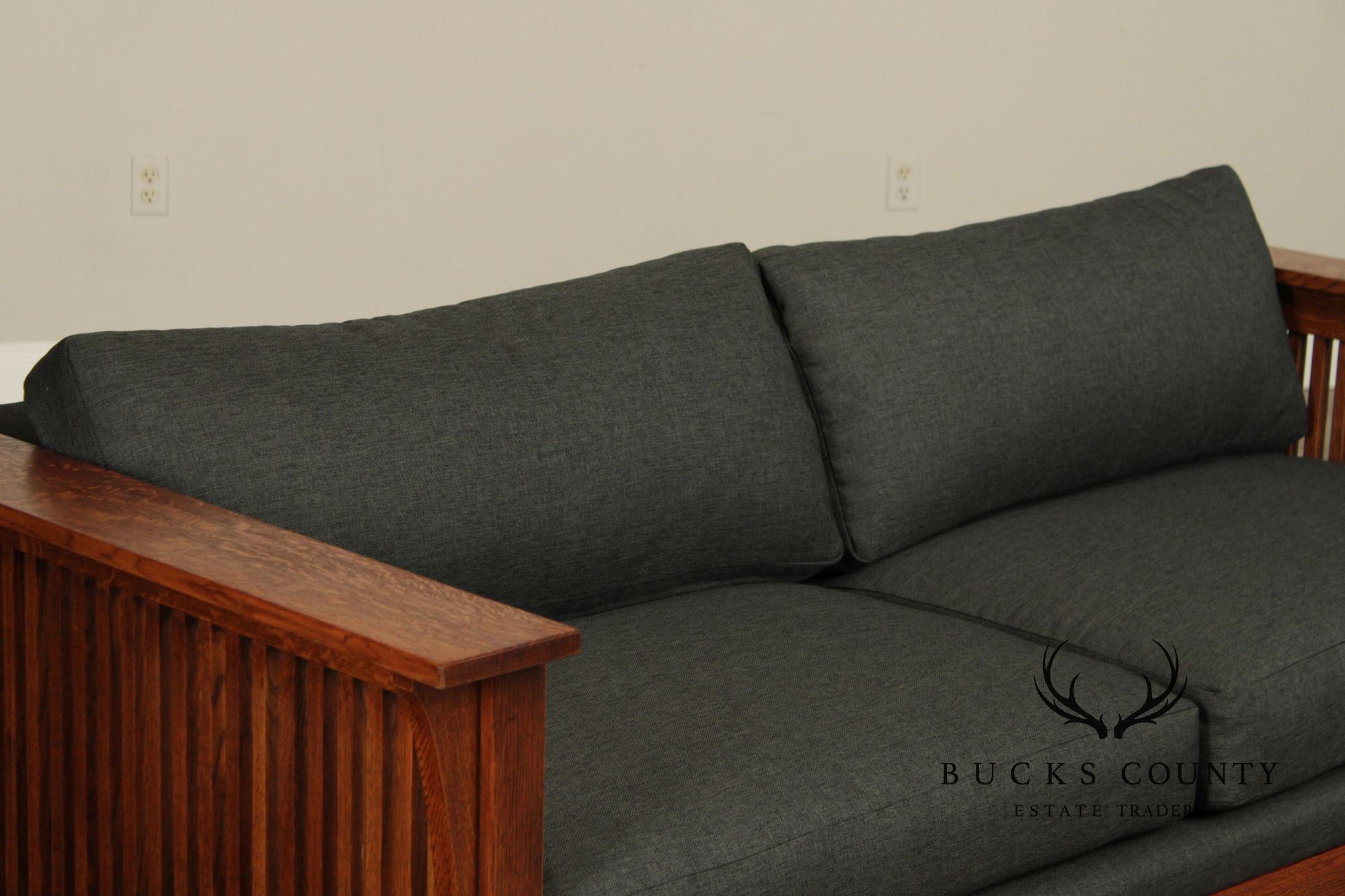 Stickley Mission Collection 'Fayetteville' Oak Spindle Sofa