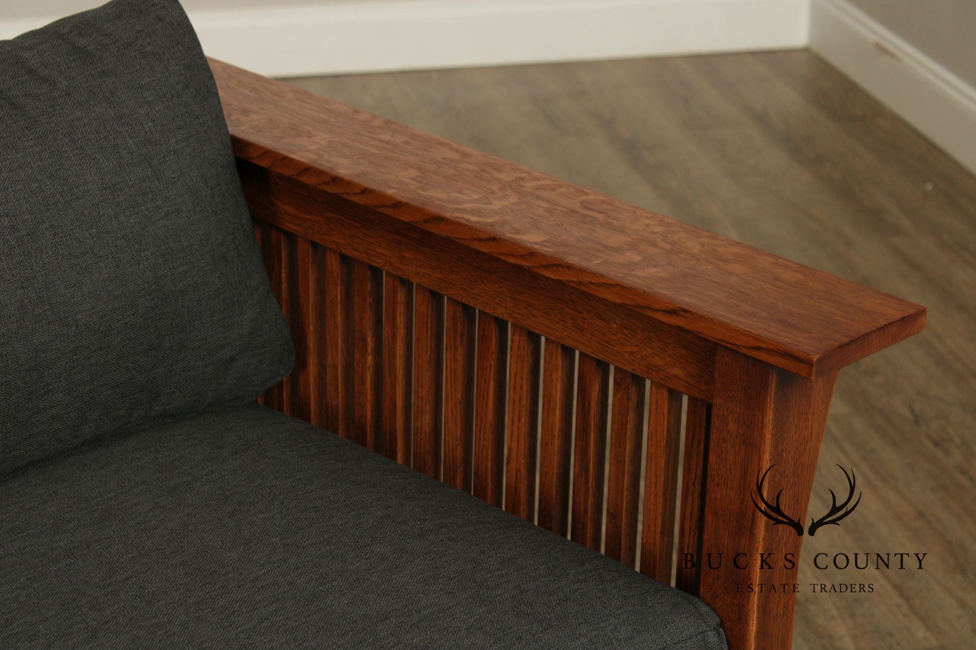 Stickley Mission Collection 'Fayetteville' Oak Spindle Sofa