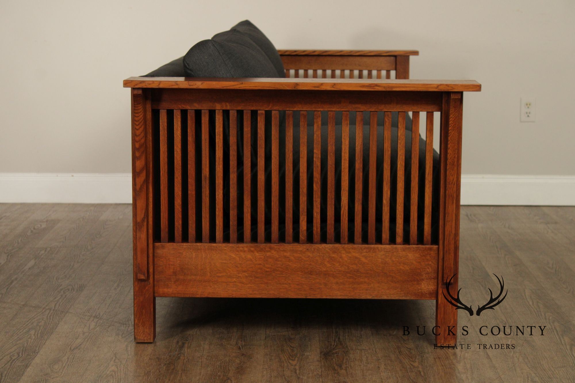 Stickley Mission Collection 'Fayetteville' Oak Spindle Sofa