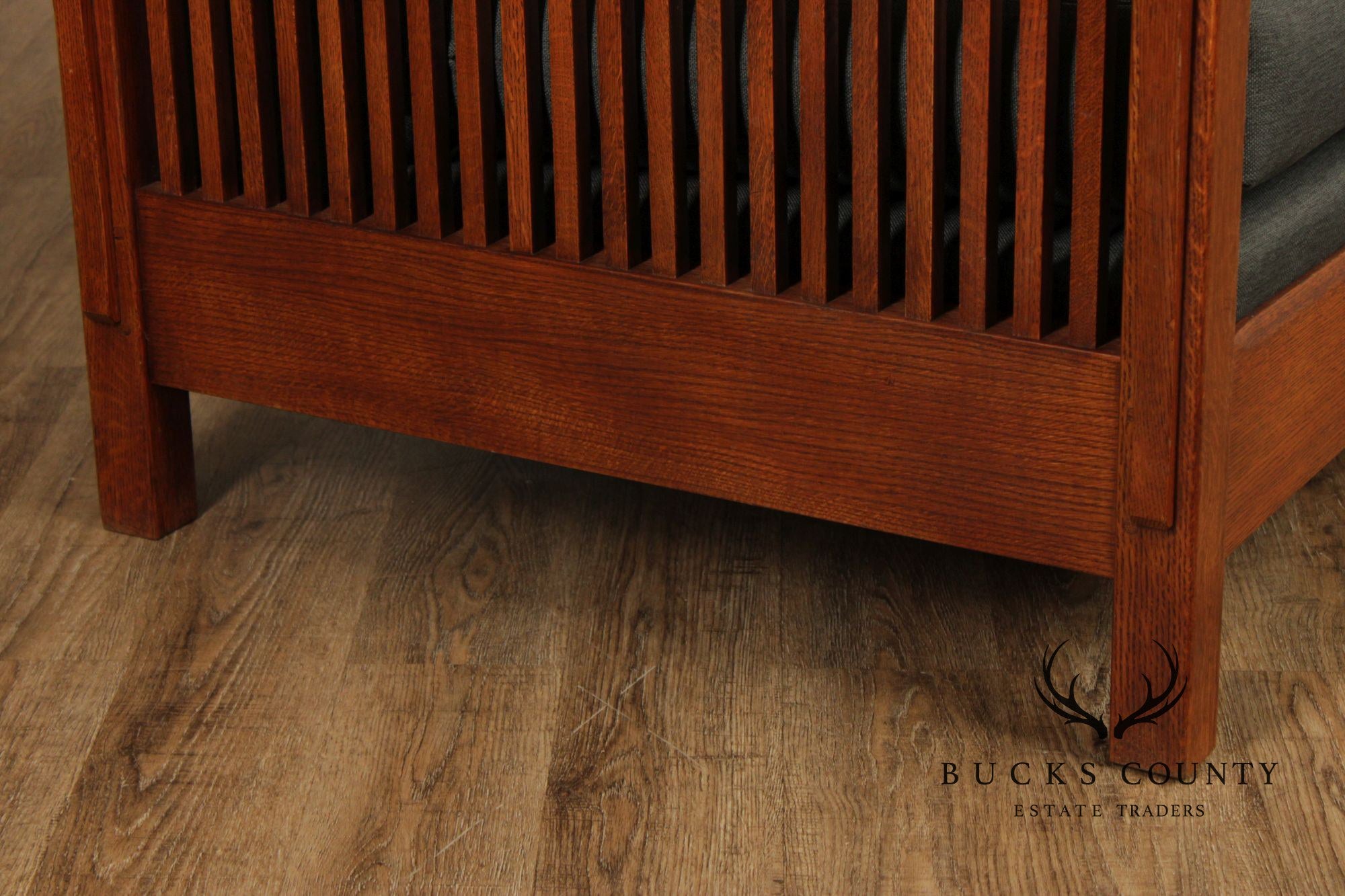 Stickley Mission Collection 'Fayetteville' Oak Spindle Sofa