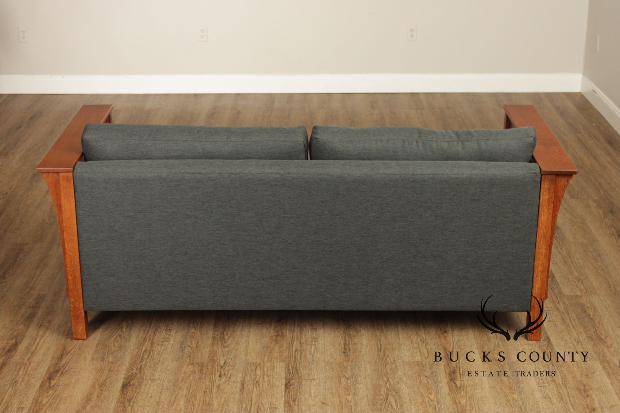 Stickley Mission Collection 'Fayetteville' Oak Spindle Sofa