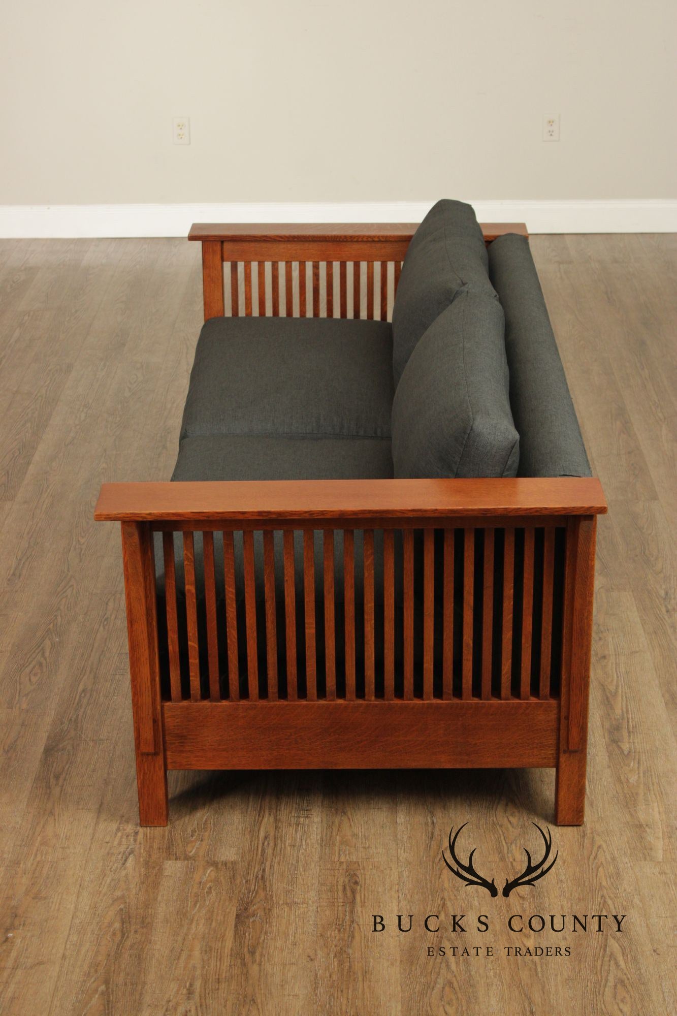 Stickley Mission Collection 'Fayetteville' Oak Spindle Sofa