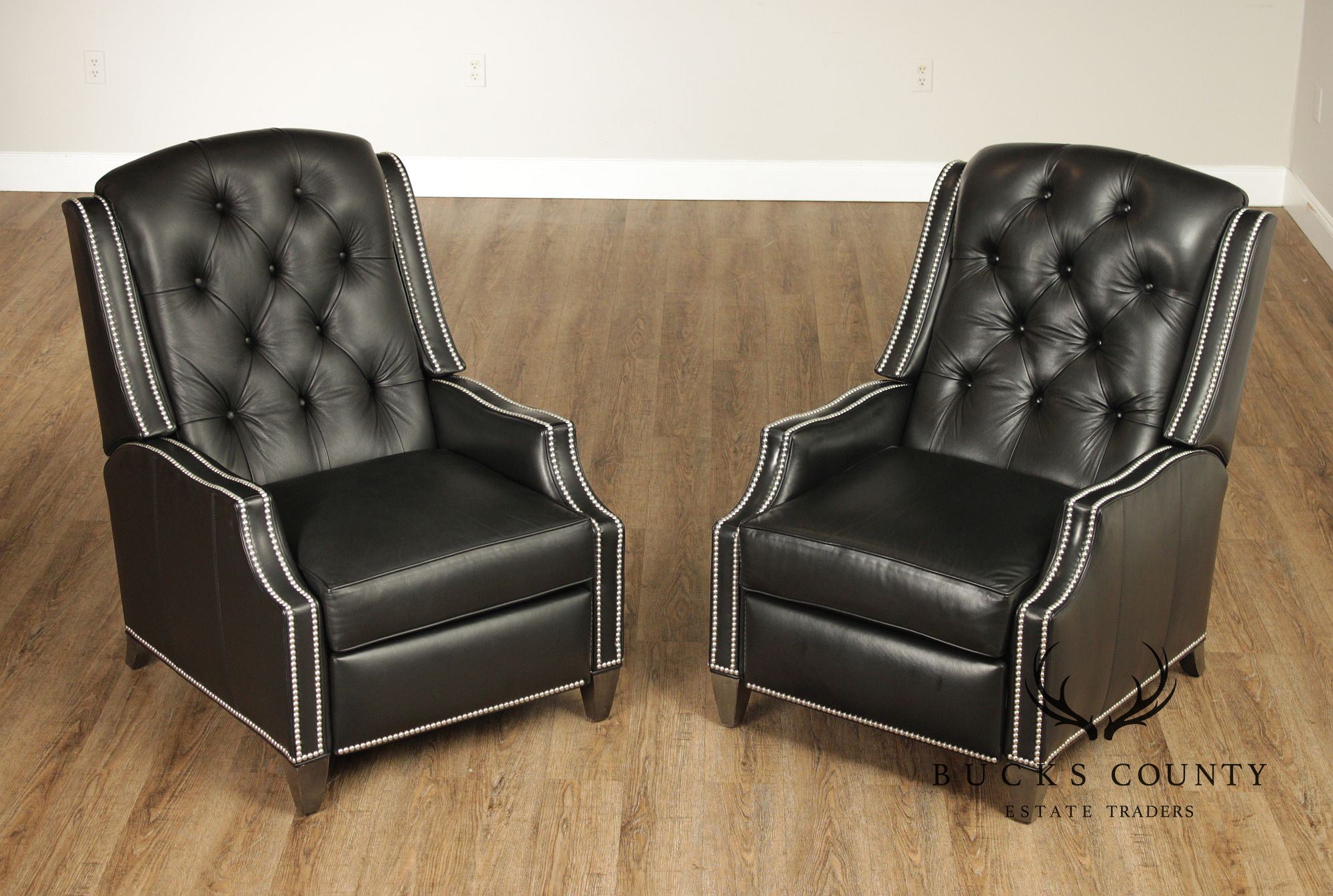 Ethan Allen Pair Modern Black Leather Recliner Lounge Chairs