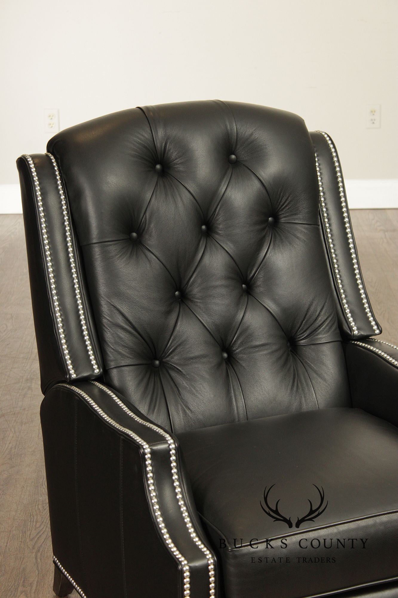 Ethan Allen Pair Modern Black Leather Recliner Lounge Chairs