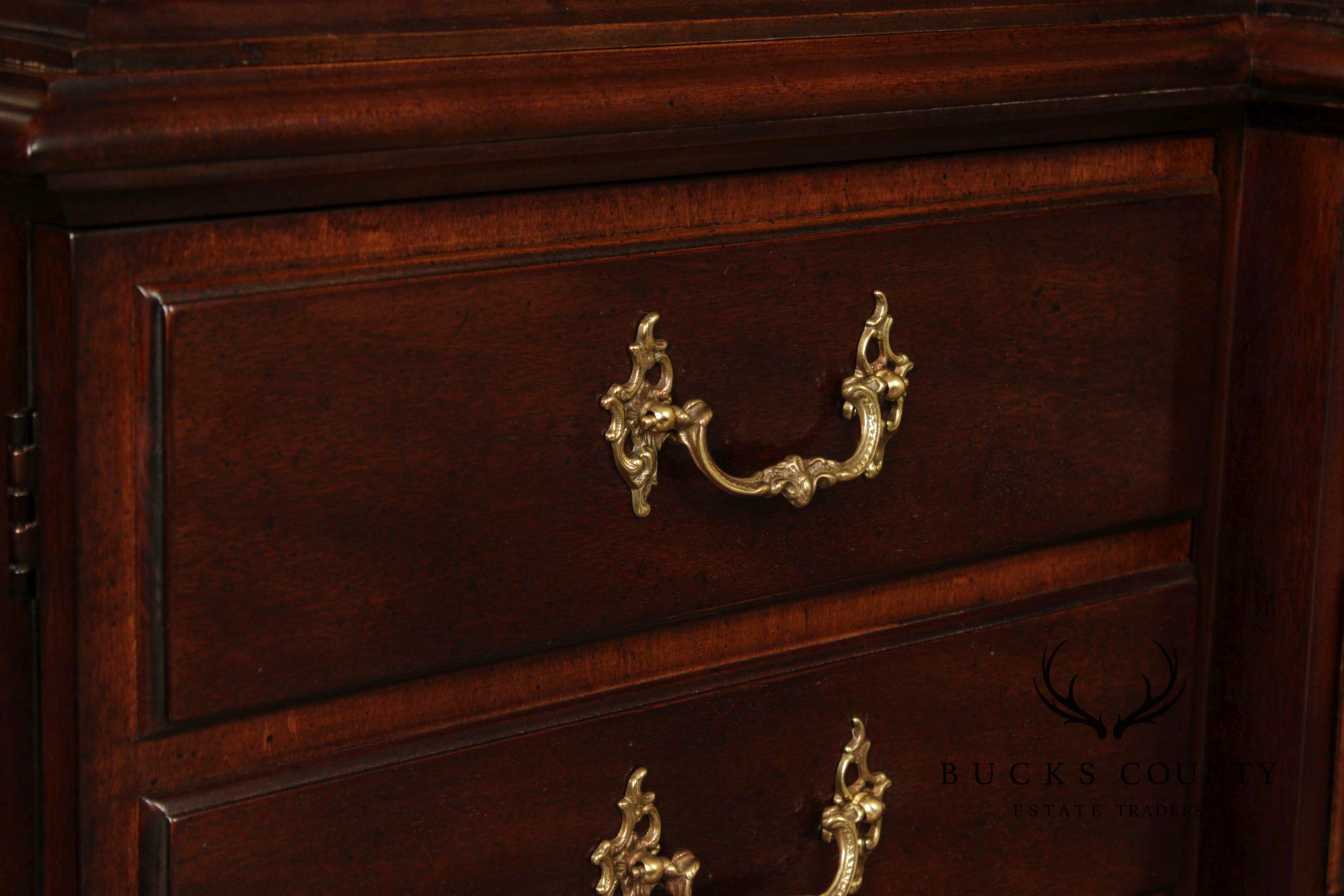 Henredon Rittenhouse Square Mahogany China Cabinet Breakfront