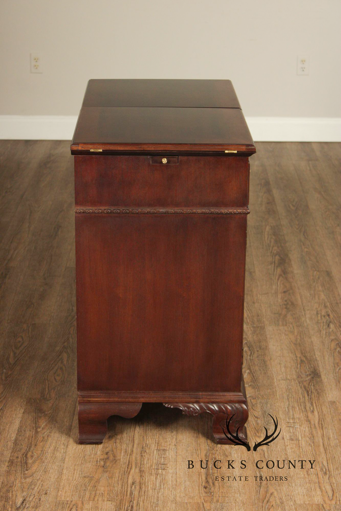 Henredon 'Rittenhouse Square' Mahogany Flip-Top Server