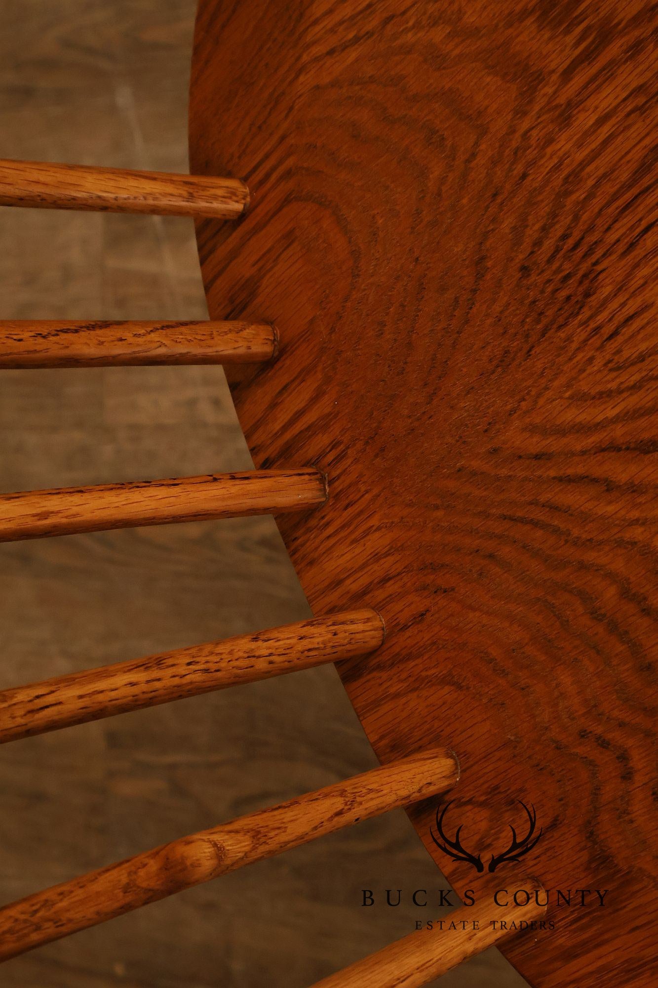 Richardson Brothers Colonial Windsor Style Set Of Seven Oak Dining Chairs