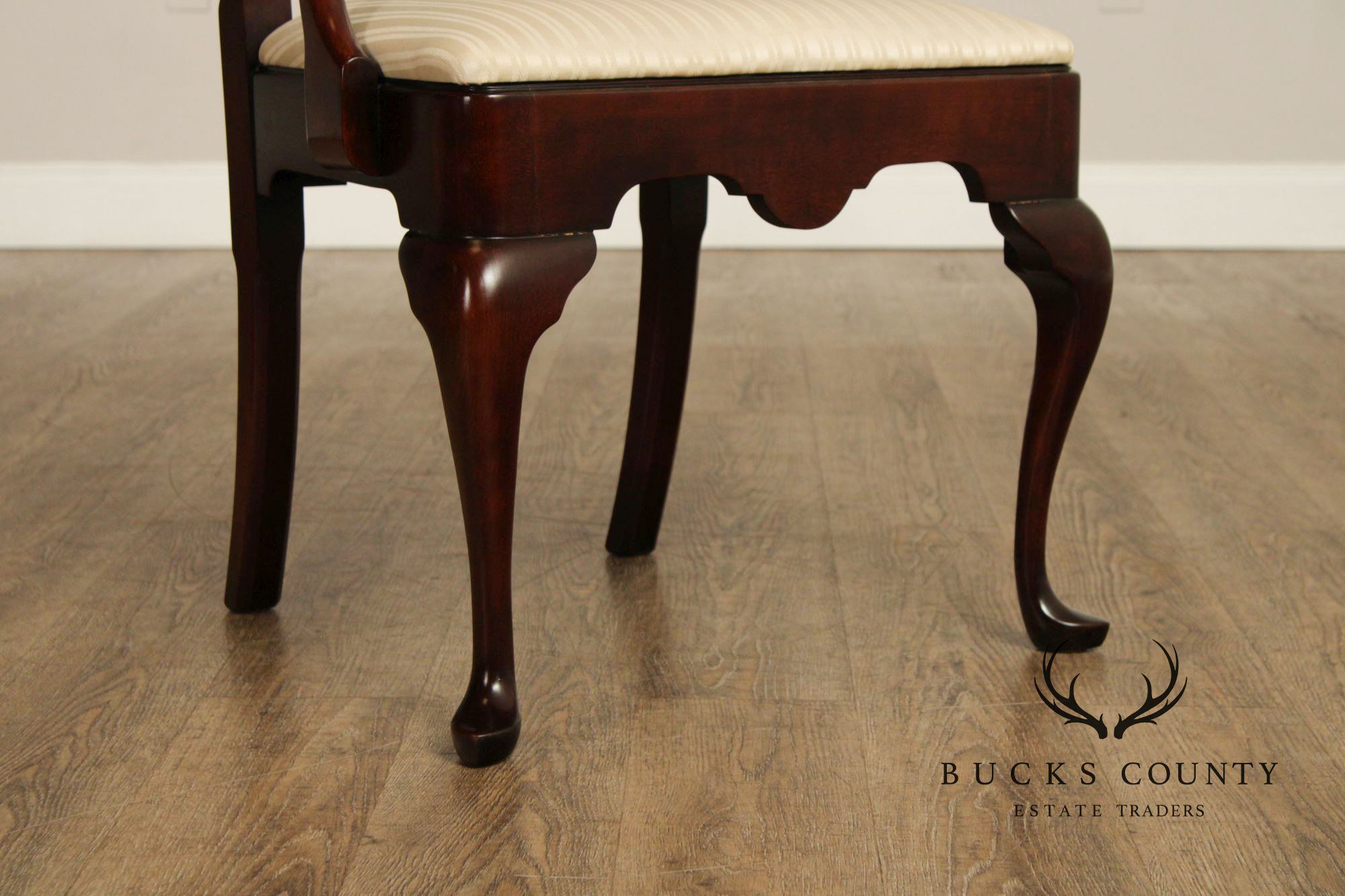 Statton Queen Anne Style Set Of Six Cherry Dining Chairs