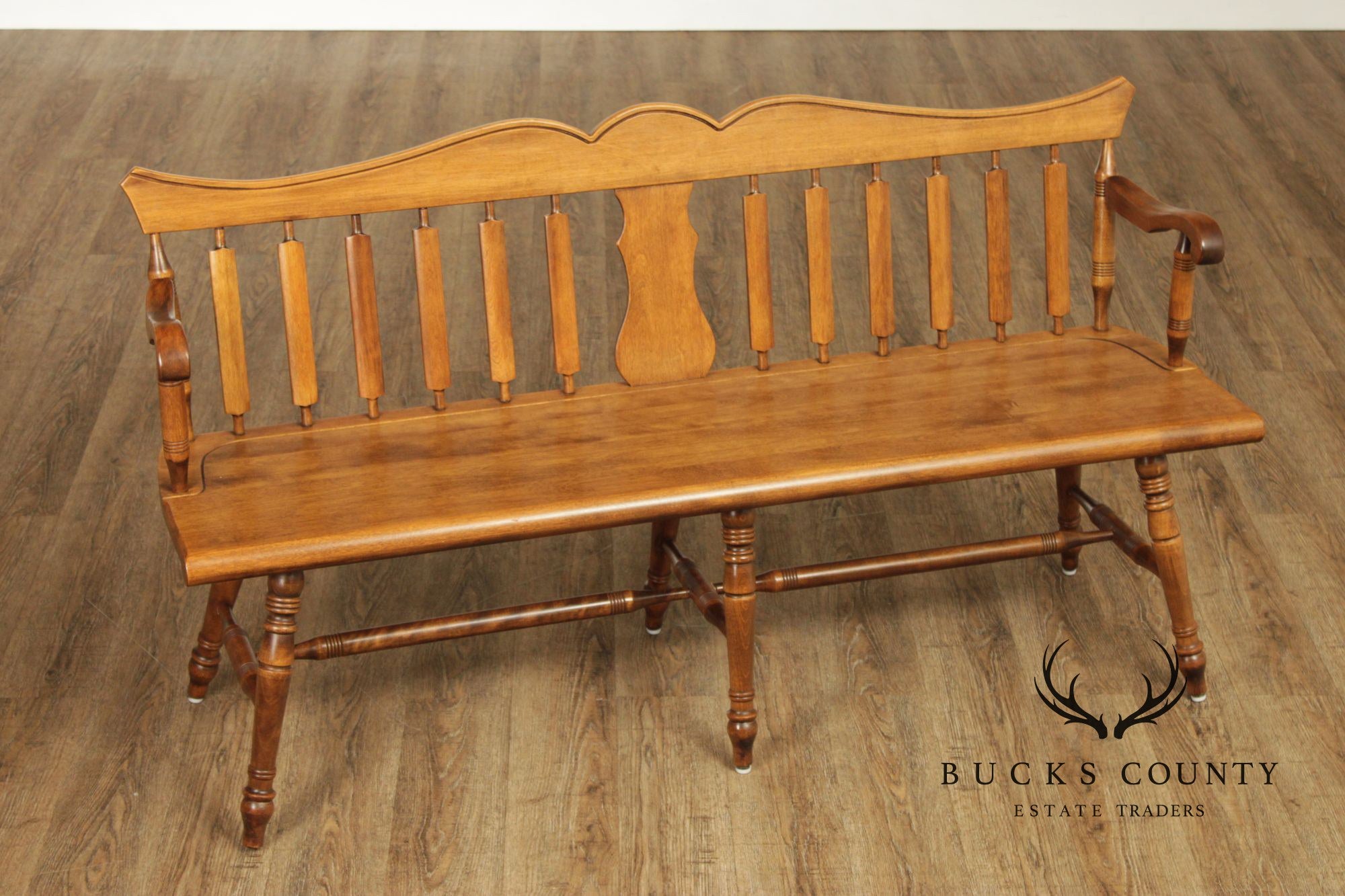 American Colonial Style Maple Bench