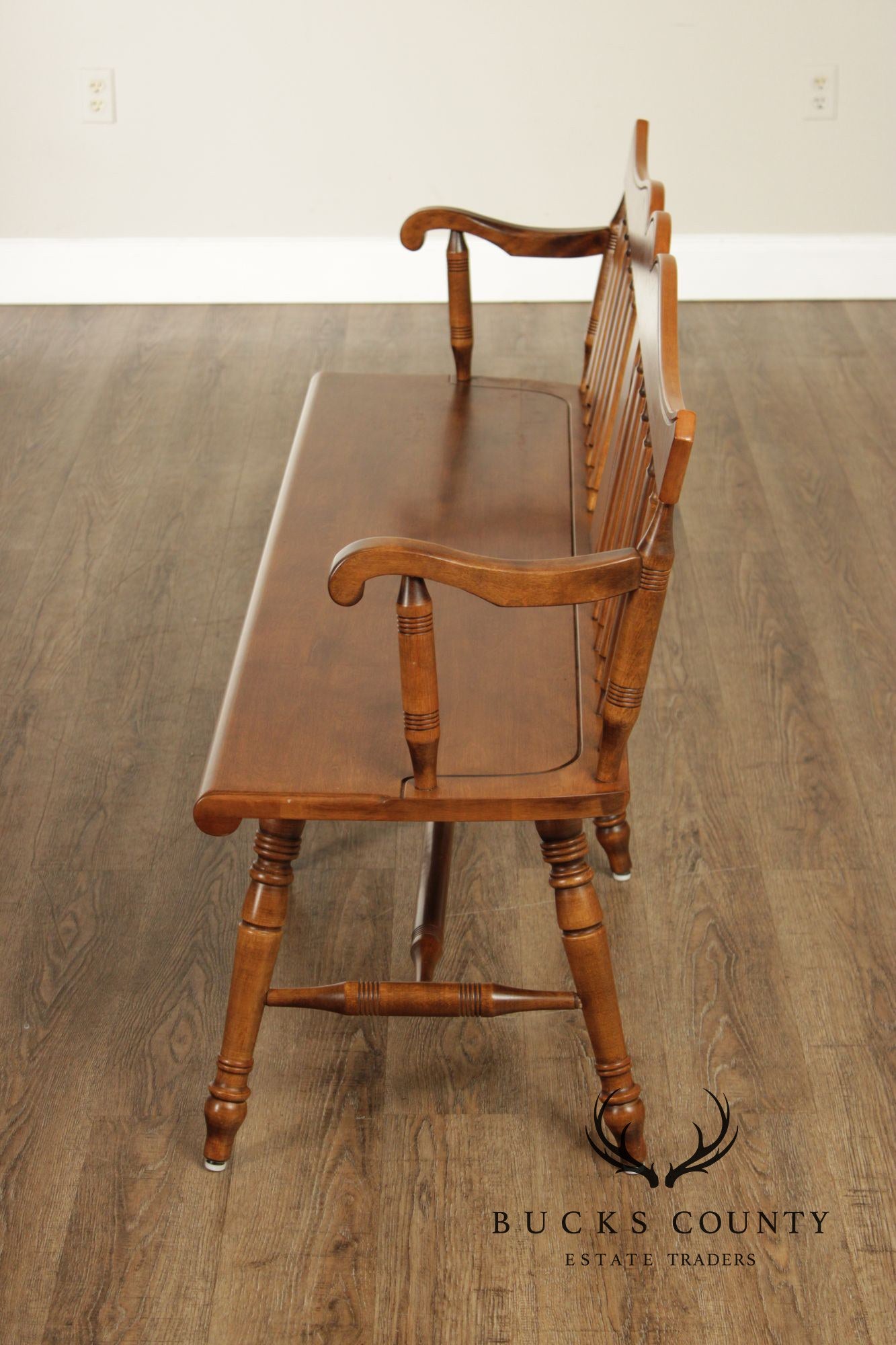 American Colonial Style Maple Bench