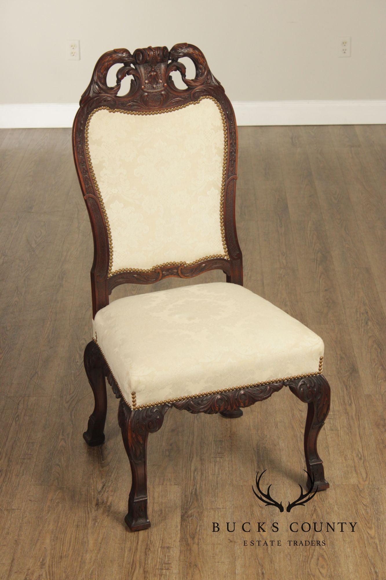 Georgian Style 1930's Vintage Set of 8 Carved Mahogany Dining Chairs