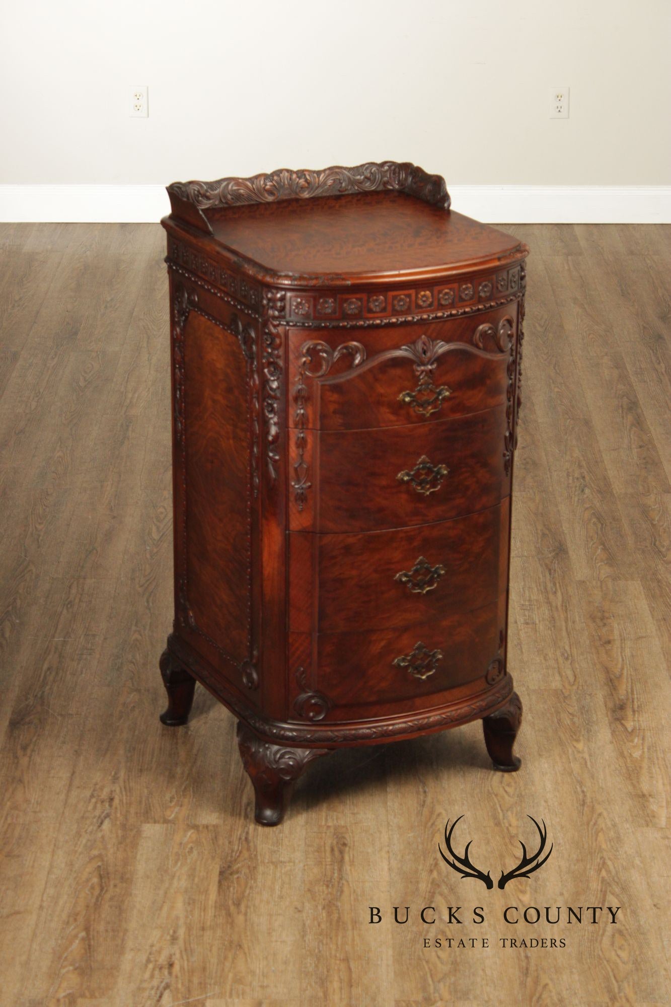 1930's Georgian Style Carved Mahogany Pair Of Four Drawers Chests