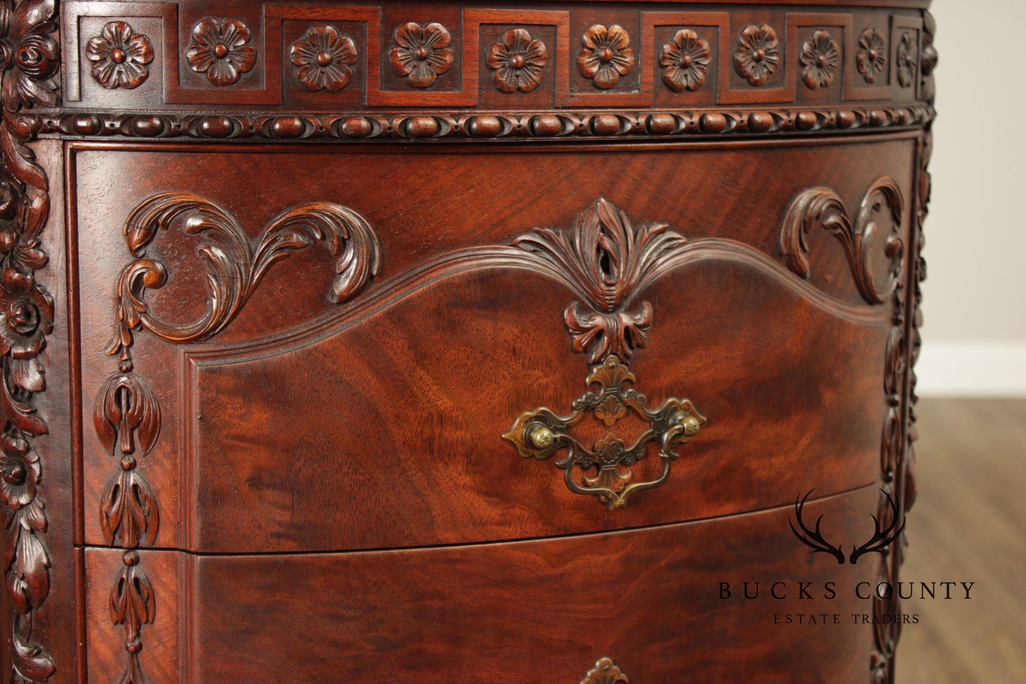 1930's Georgian Style Carved Mahogany Pair Of Four Drawers Chests