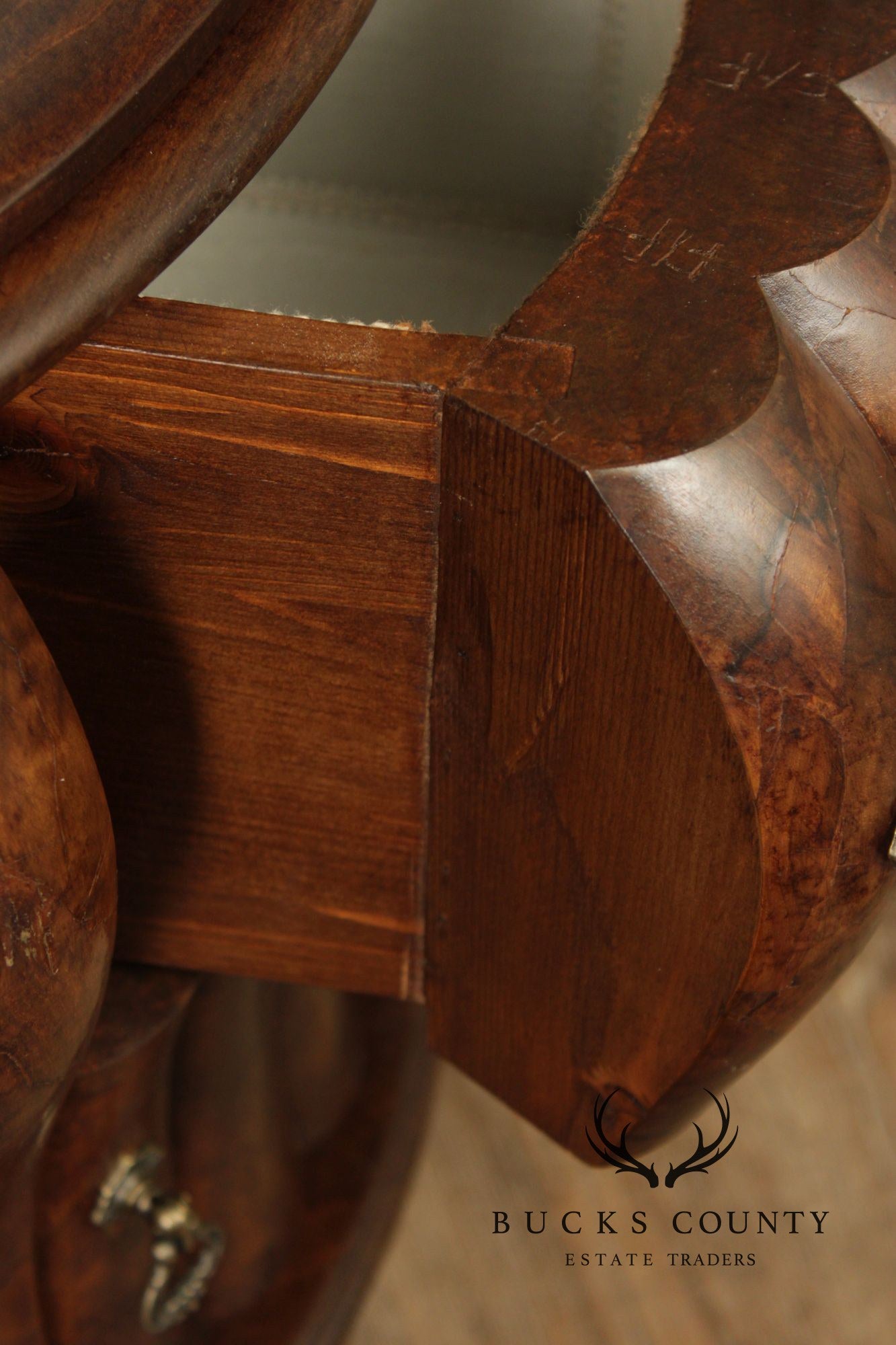 Vintage Pair Of Italian Walnut Bombe Nightstands Commodes With Scalloped