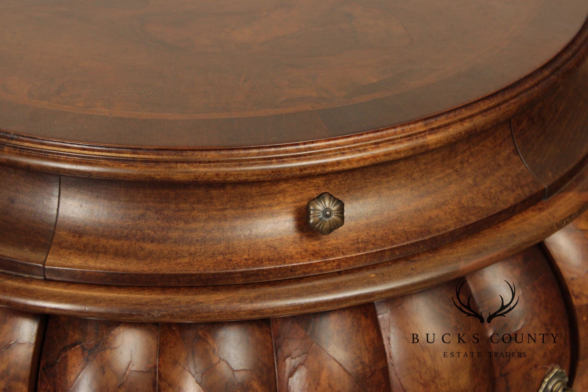 Vintage Pair Of Italian Walnut Bombe Nightstands Commodes With Scalloped