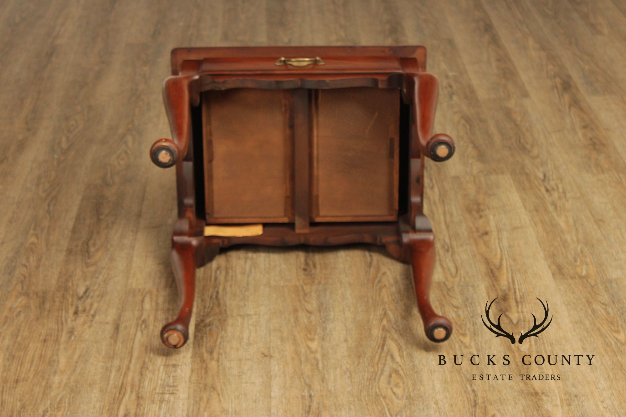 Henkel Harris Queen Anne Style Cherry Single Drawer Nightstand