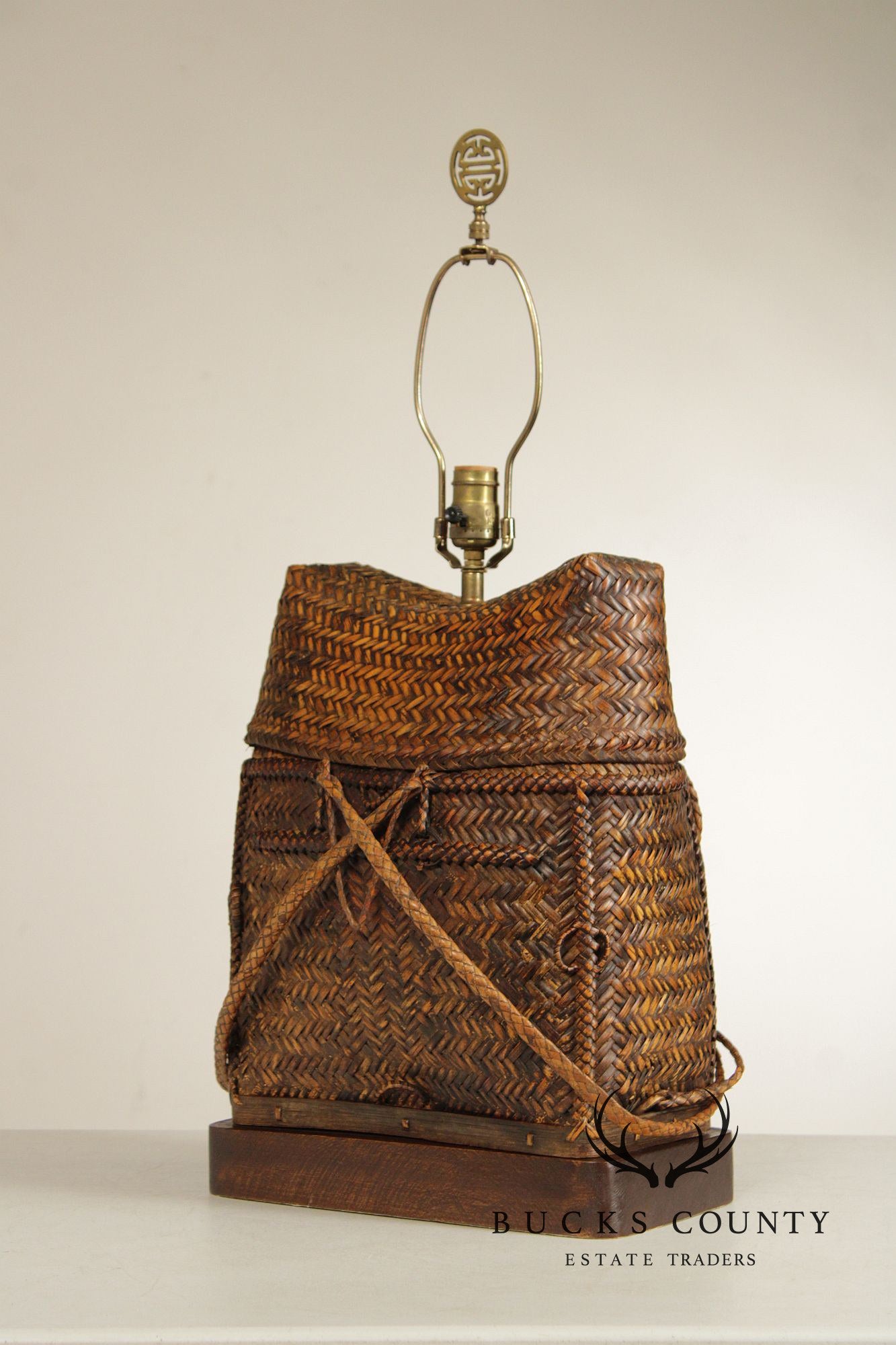 Asian Vintage Woven Wicker Basket Table Lamp