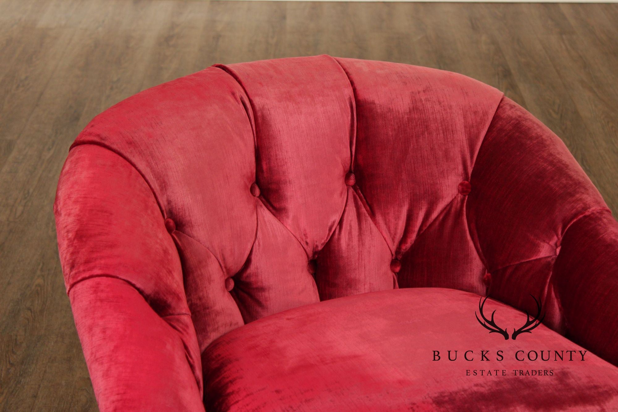 Sherrill Furniture Pair of Tufted Velvet Club Chairs