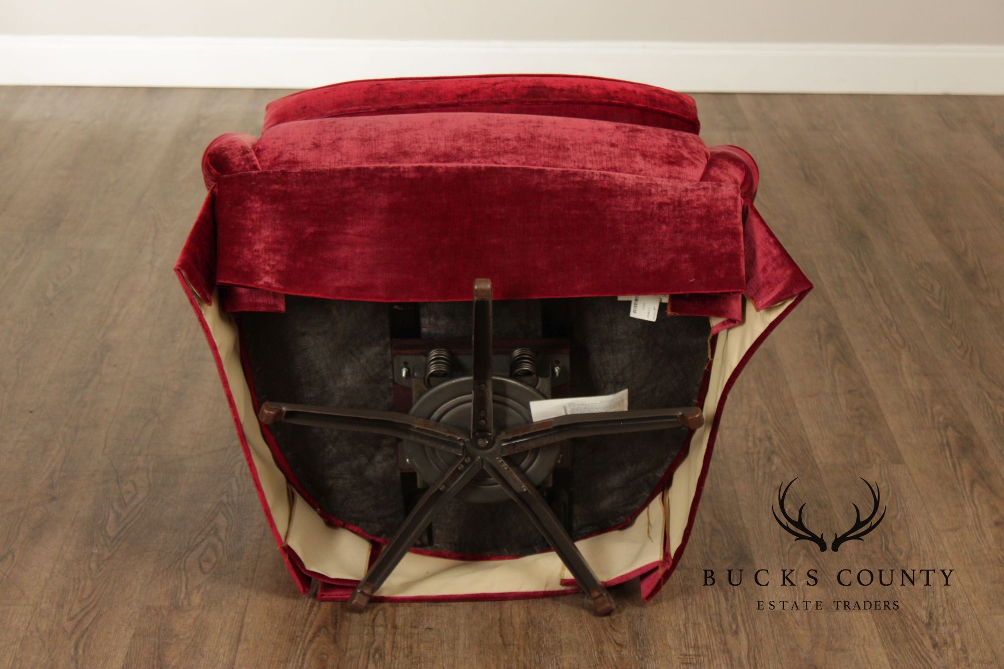 Sherrill Furniture Pair of Tufted Velvet Club Chairs