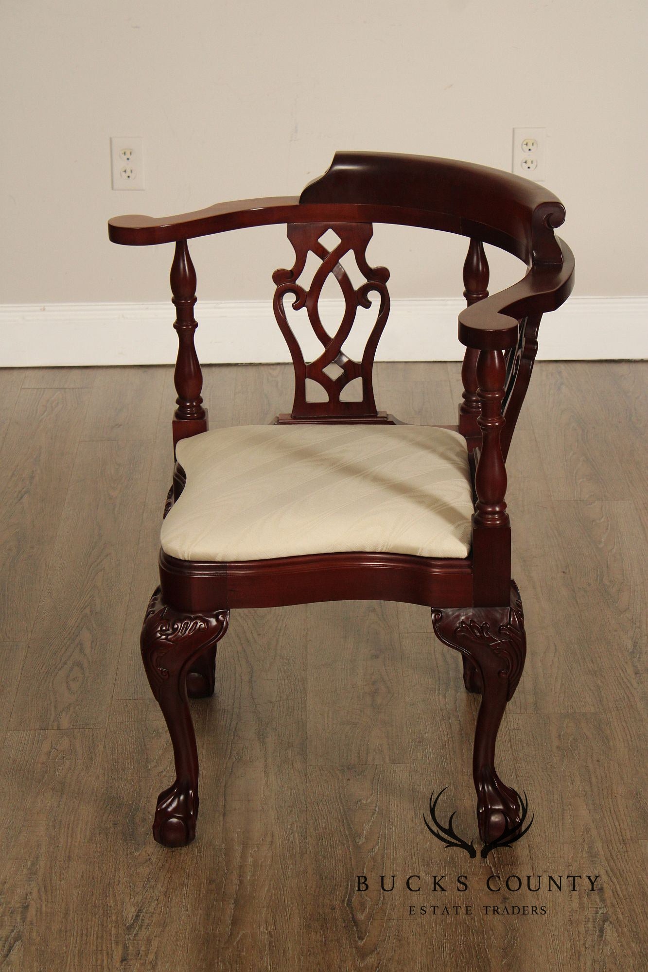 Statesville Mahogany Chippendale Style Corner Chair