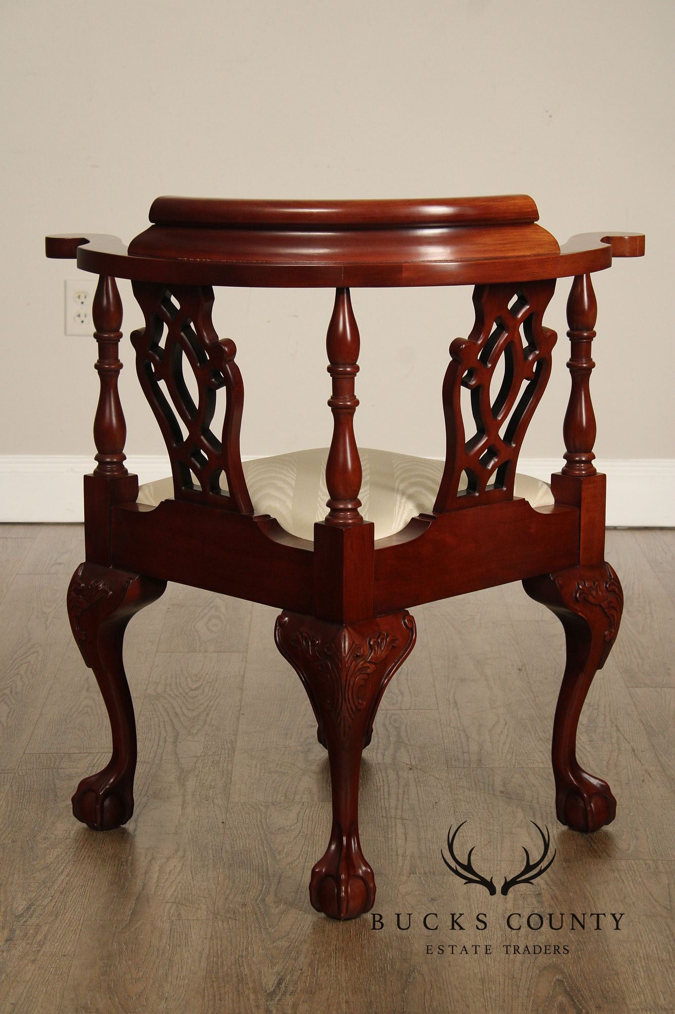 Statesville Mahogany Chippendale Style Corner Chair