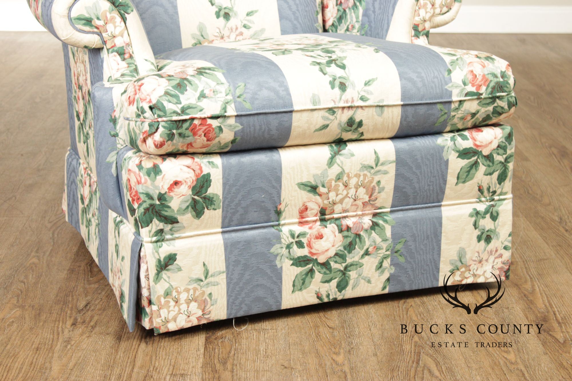 Pair Thomasville Traditional Upholstered Club Chairs