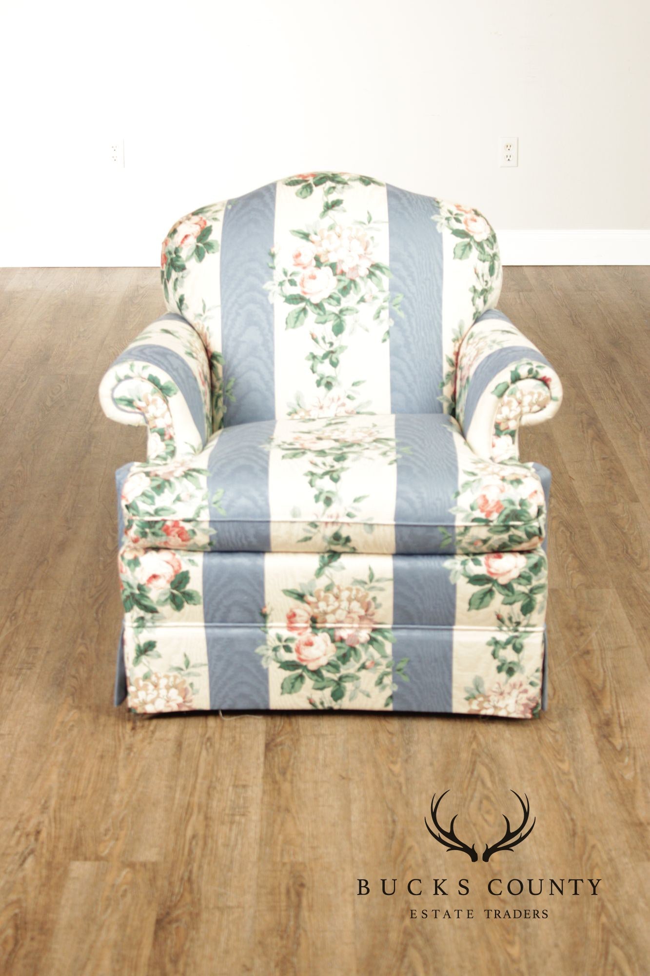 Pair Thomasville Traditional Upholstered Club Chairs