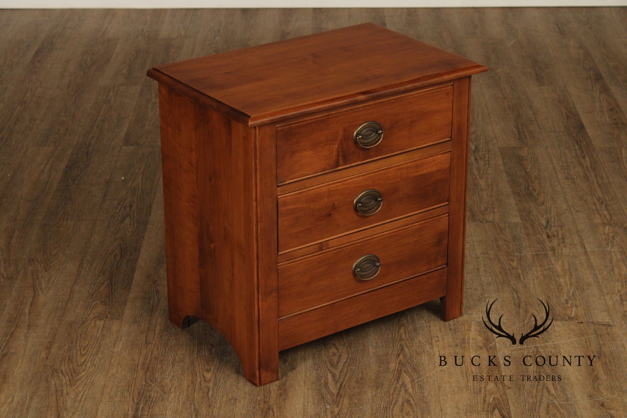 Crawford Furniture Pair Of Maple Three Drawer Nightstands