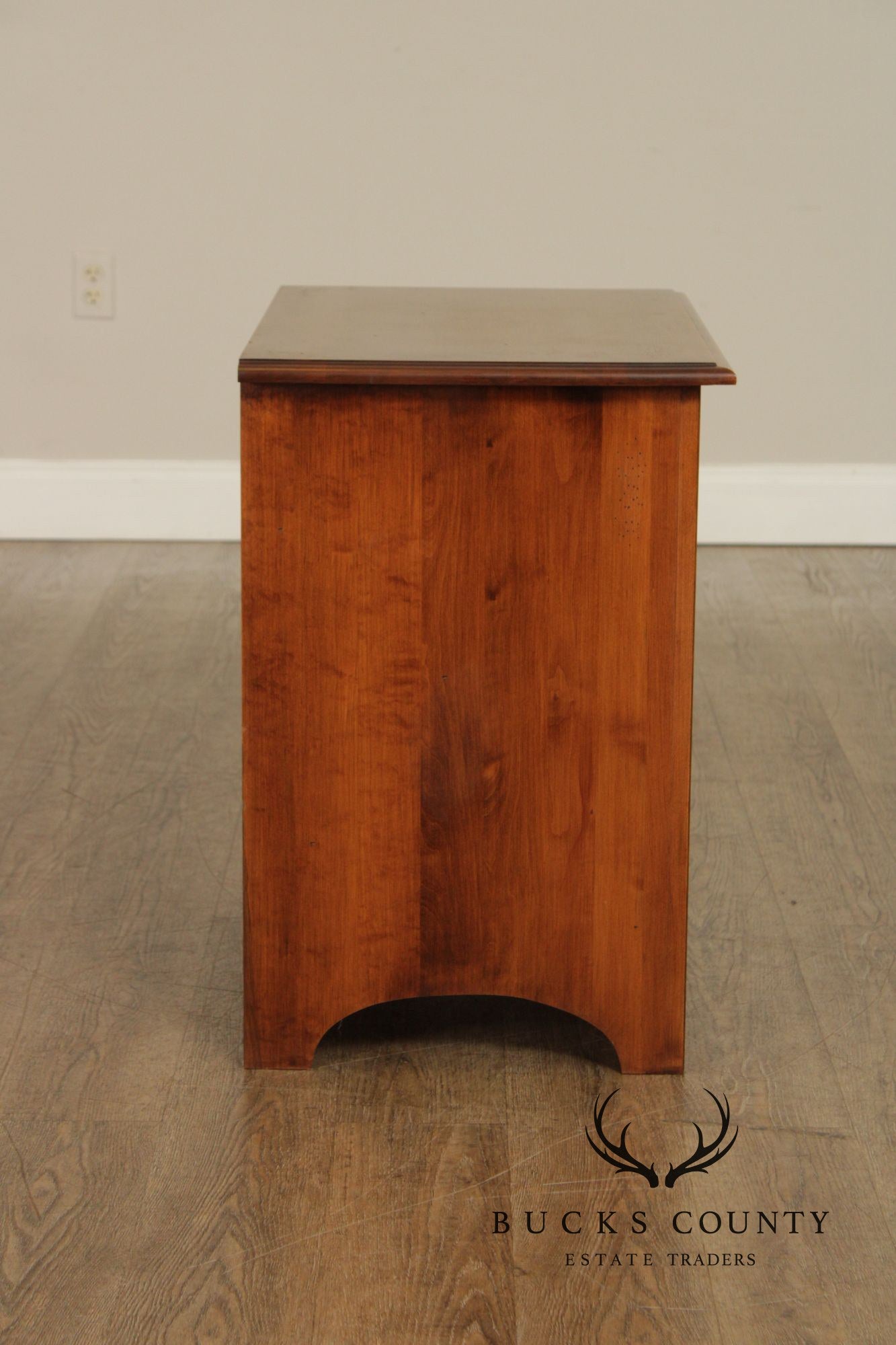 Crawford Furniture Pair Of Maple Three Drawer Nightstands