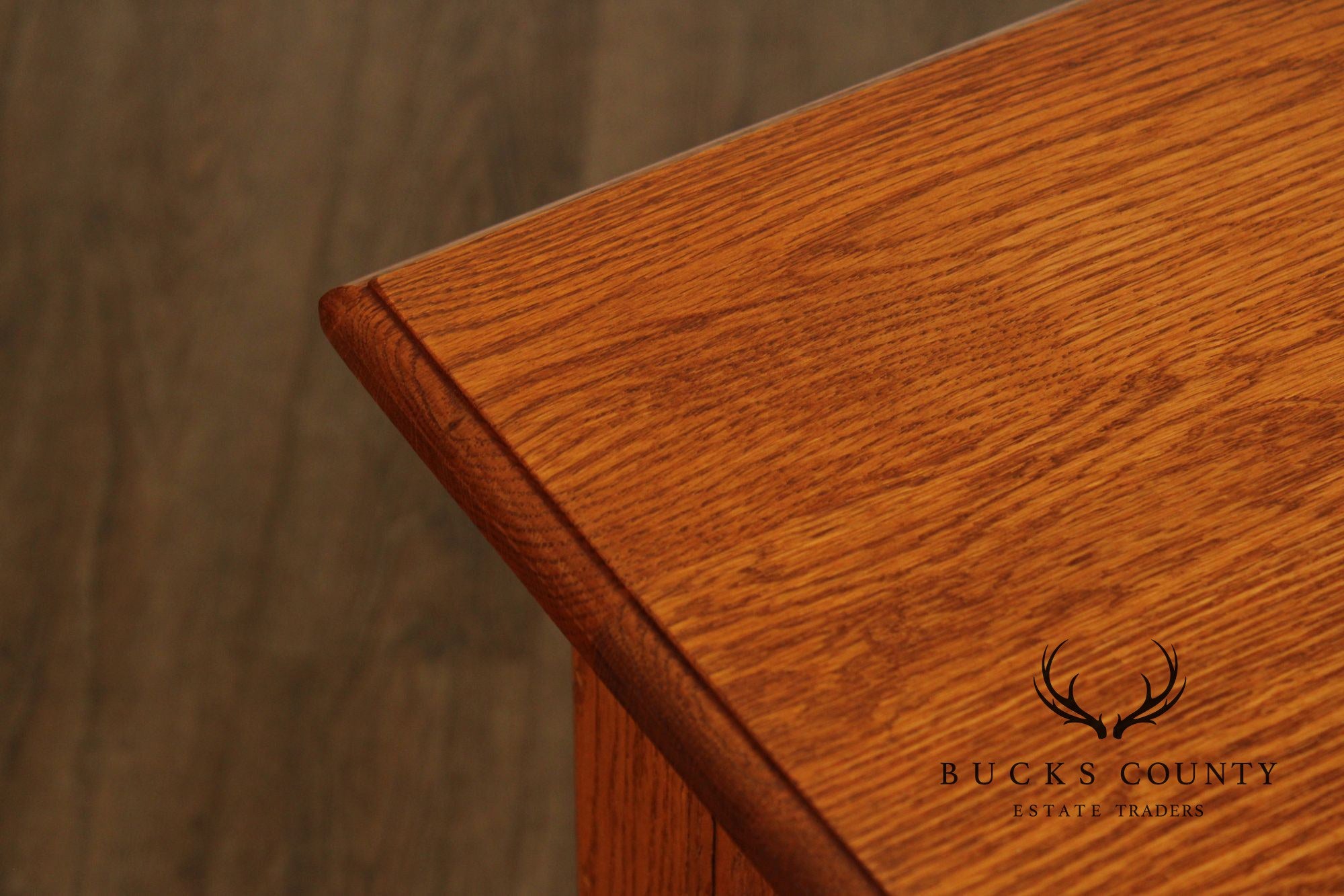 Custom Quality Traditional Solid Oak Kneehole Desk