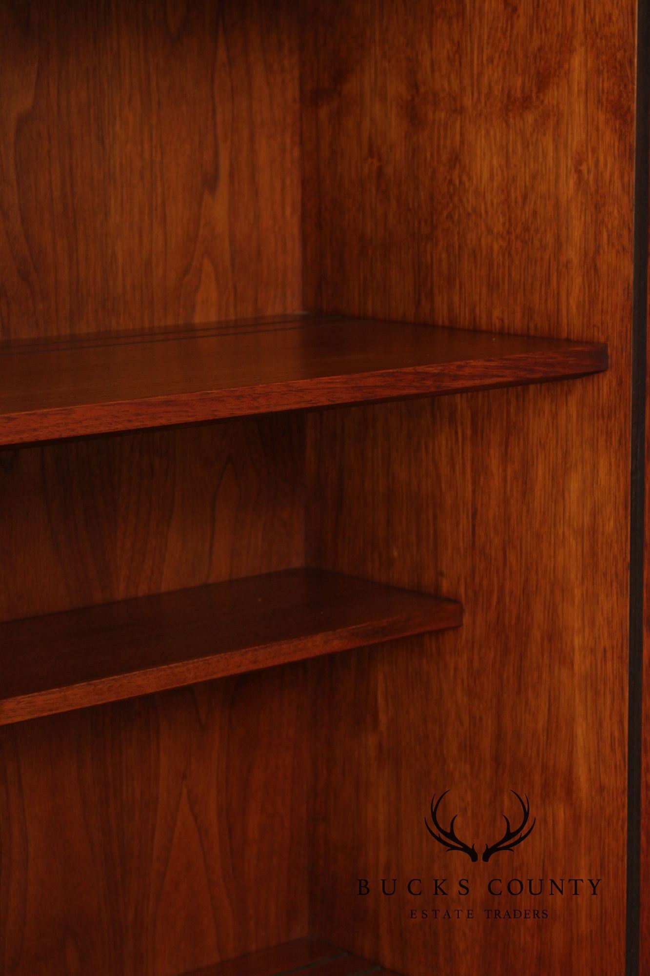 Lane 'Tuxedo' Mid Century Modern Walnut China Cabinet