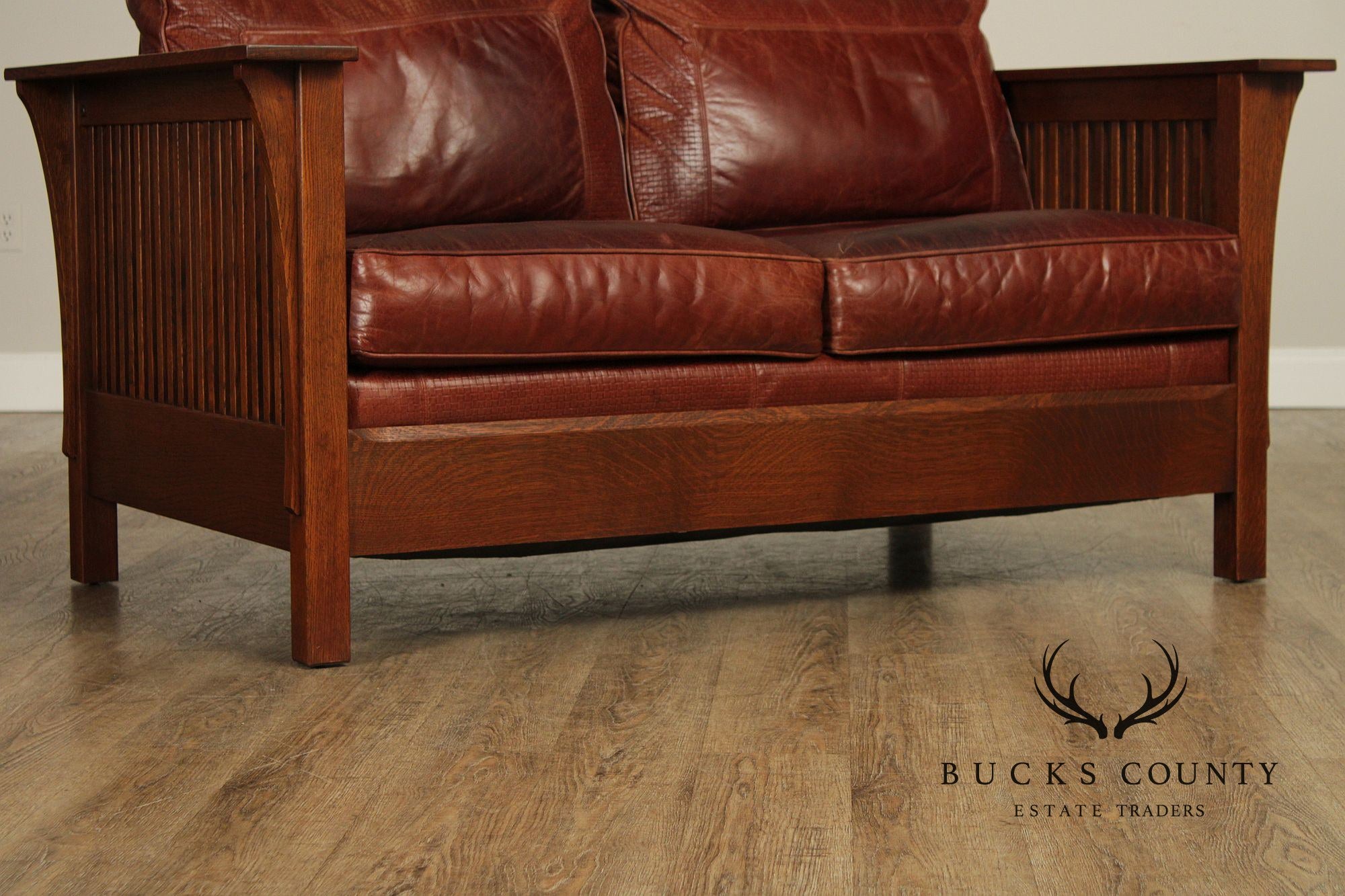 Stickley Mission Collection Oak 'Fayetteville' Leather Sofa