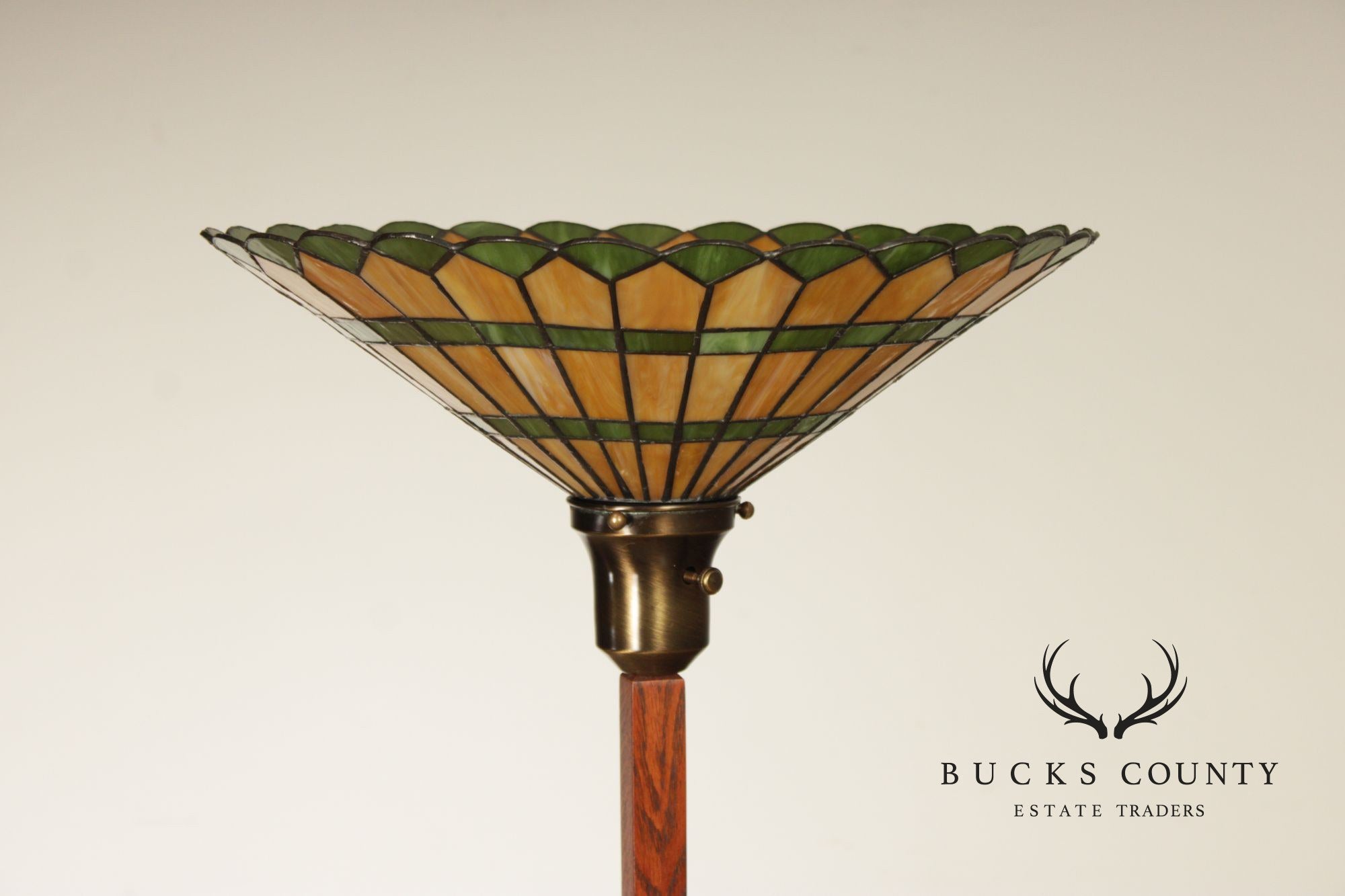 Stickley Mission Collection Oak Torchiere Floor Lamp With Art Glass Shade