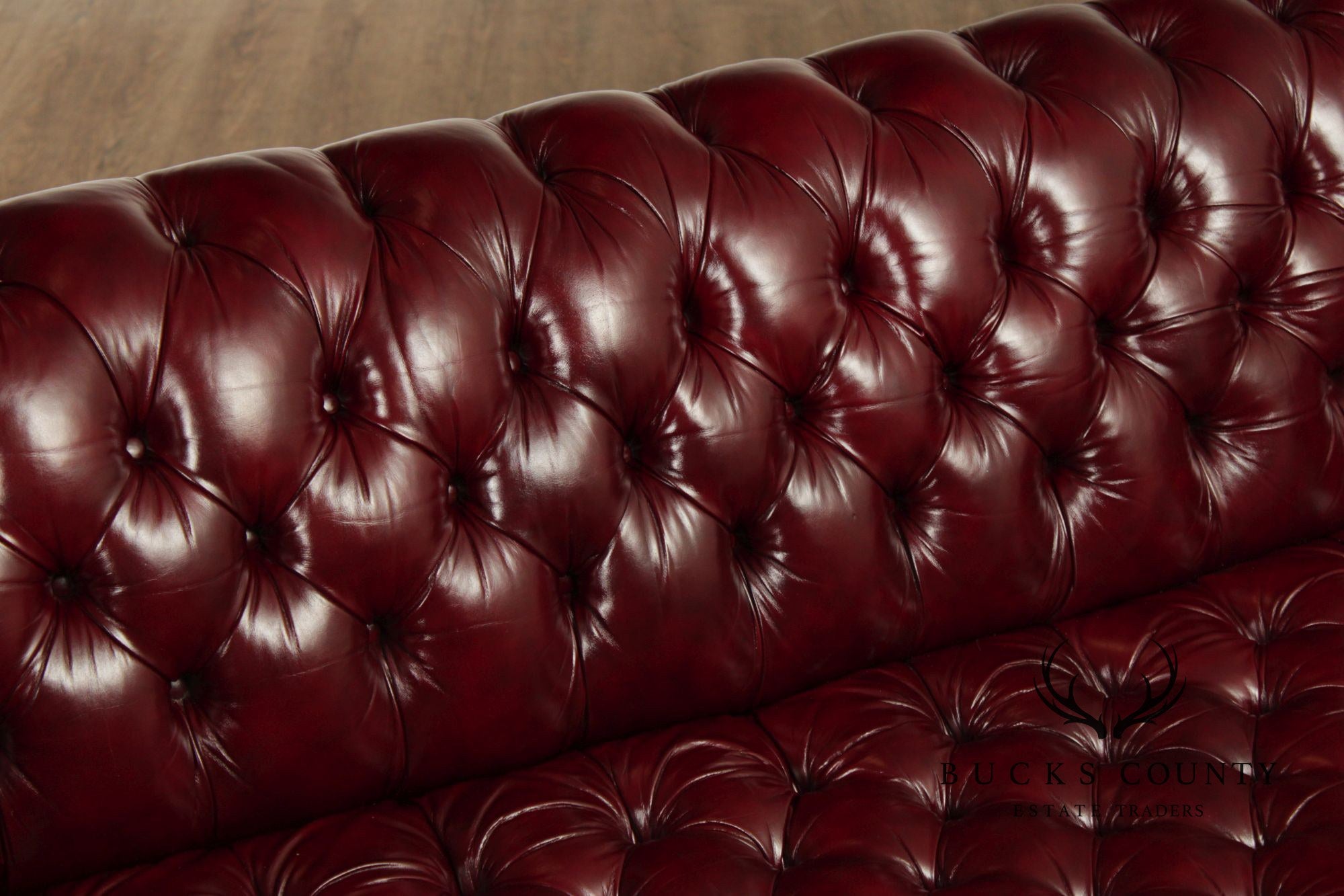 Chesterfield Style Tufted Leather Leather Sofa