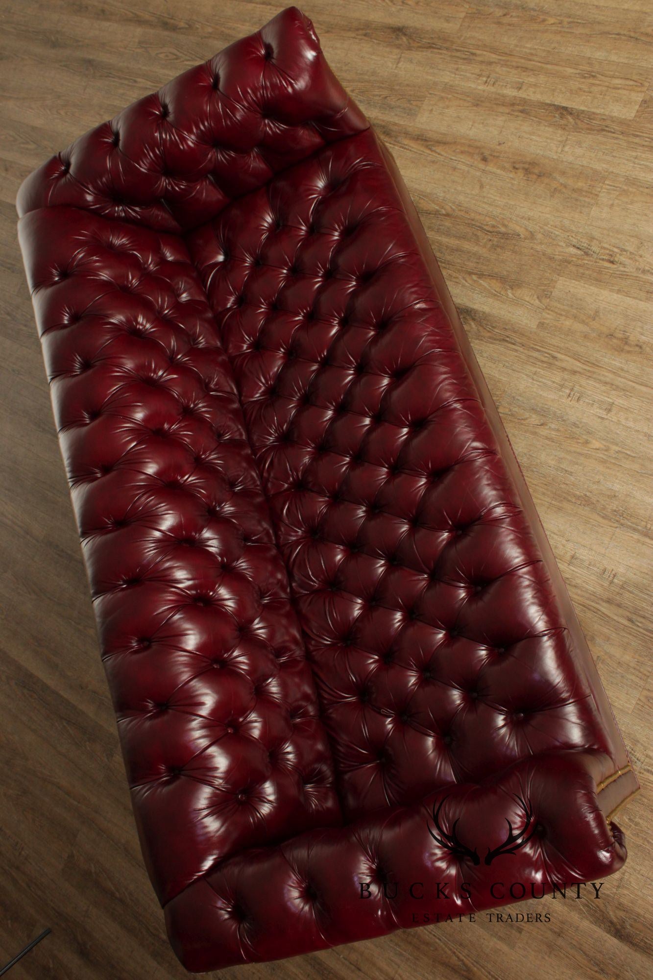 Chesterfield Style Tufted Leather Leather Sofa